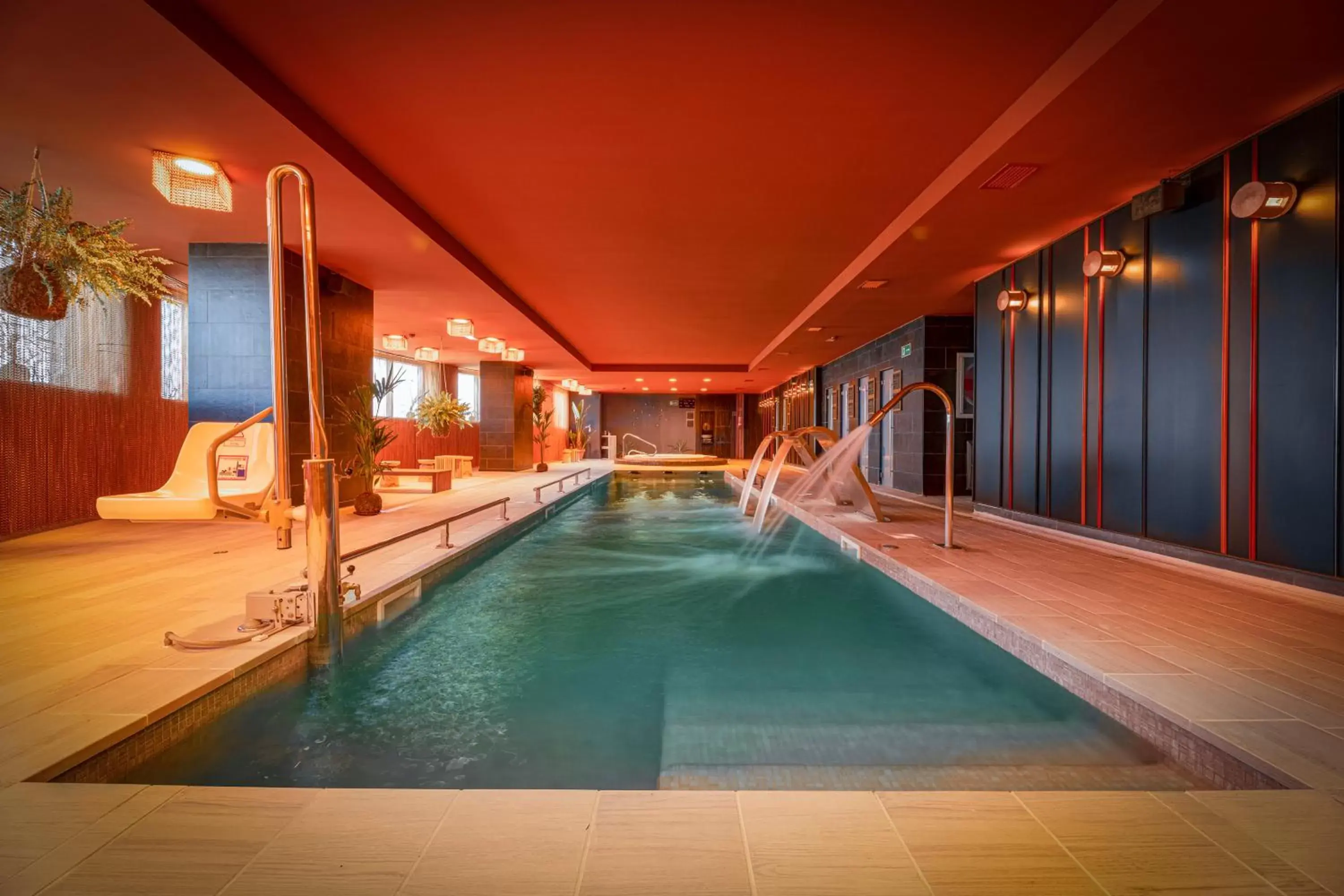 Spa and wellness centre/facilities, Swimming Pool in Melia Valencia