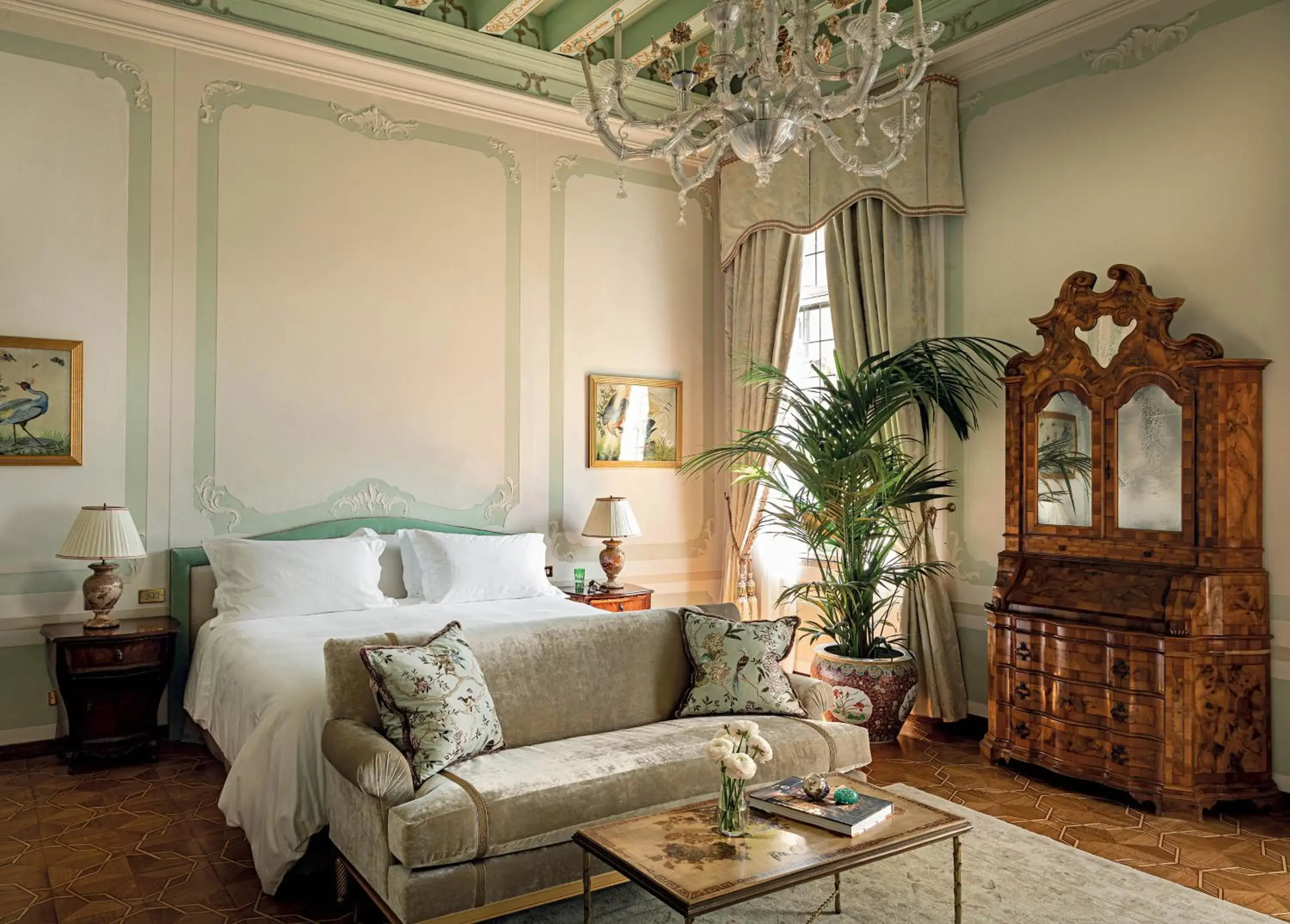 Bedroom, Seating Area in Hotel Cipriani, A Belmond Hotel, Venice