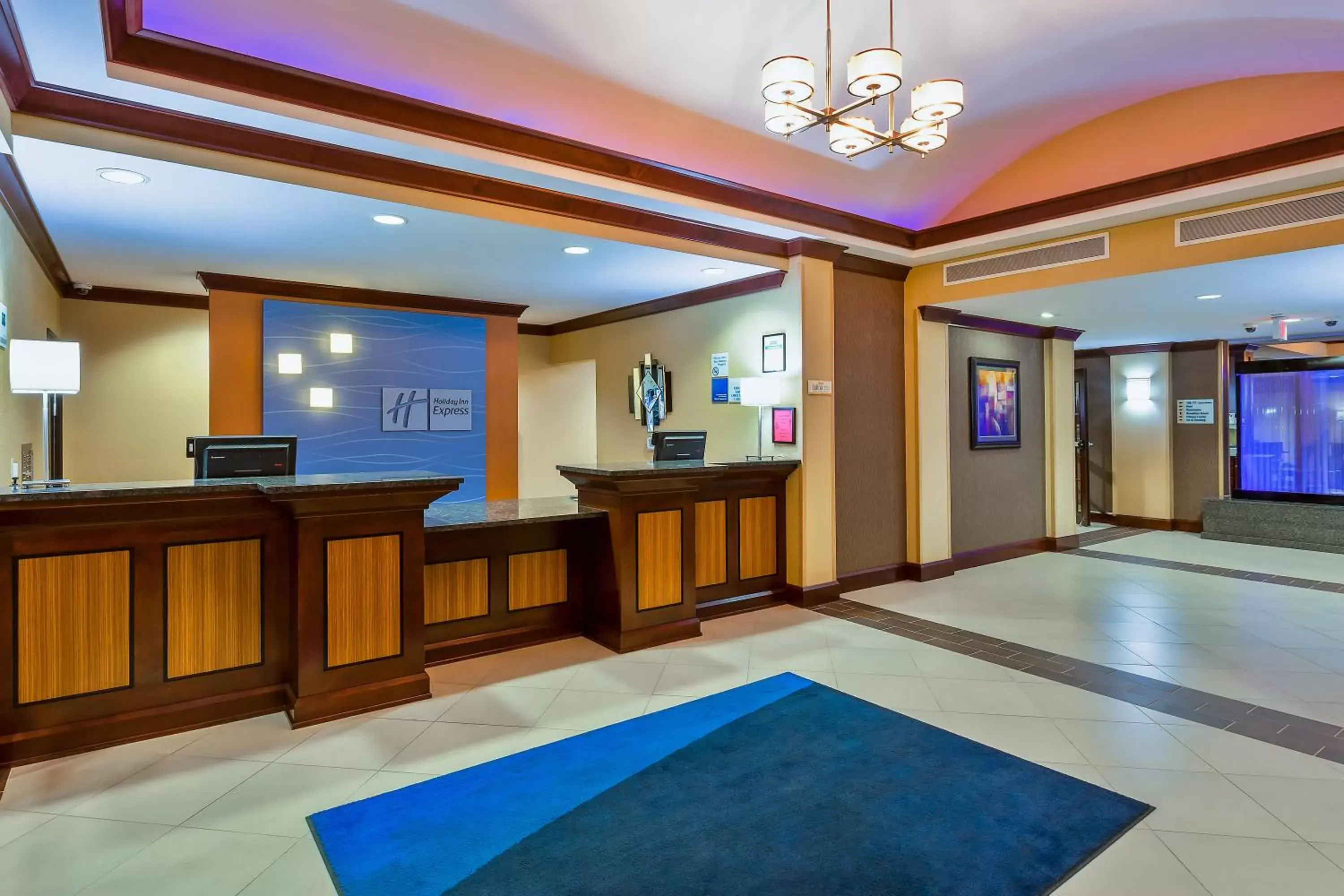 Property building, Lobby/Reception in Holiday Inn Express Hotel & Suites Salina, an IHG Hotel