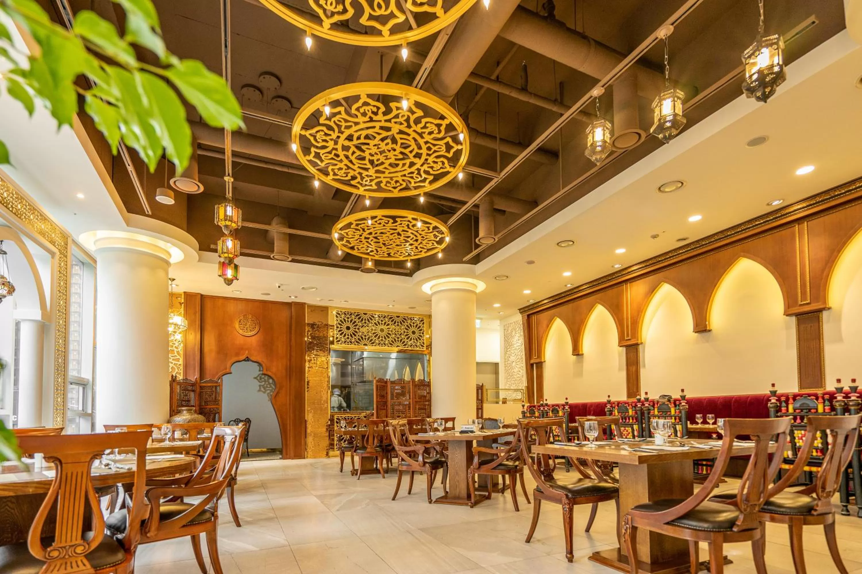 Restaurant/places to eat in LOTTE CITY HOTEL Myeongdong