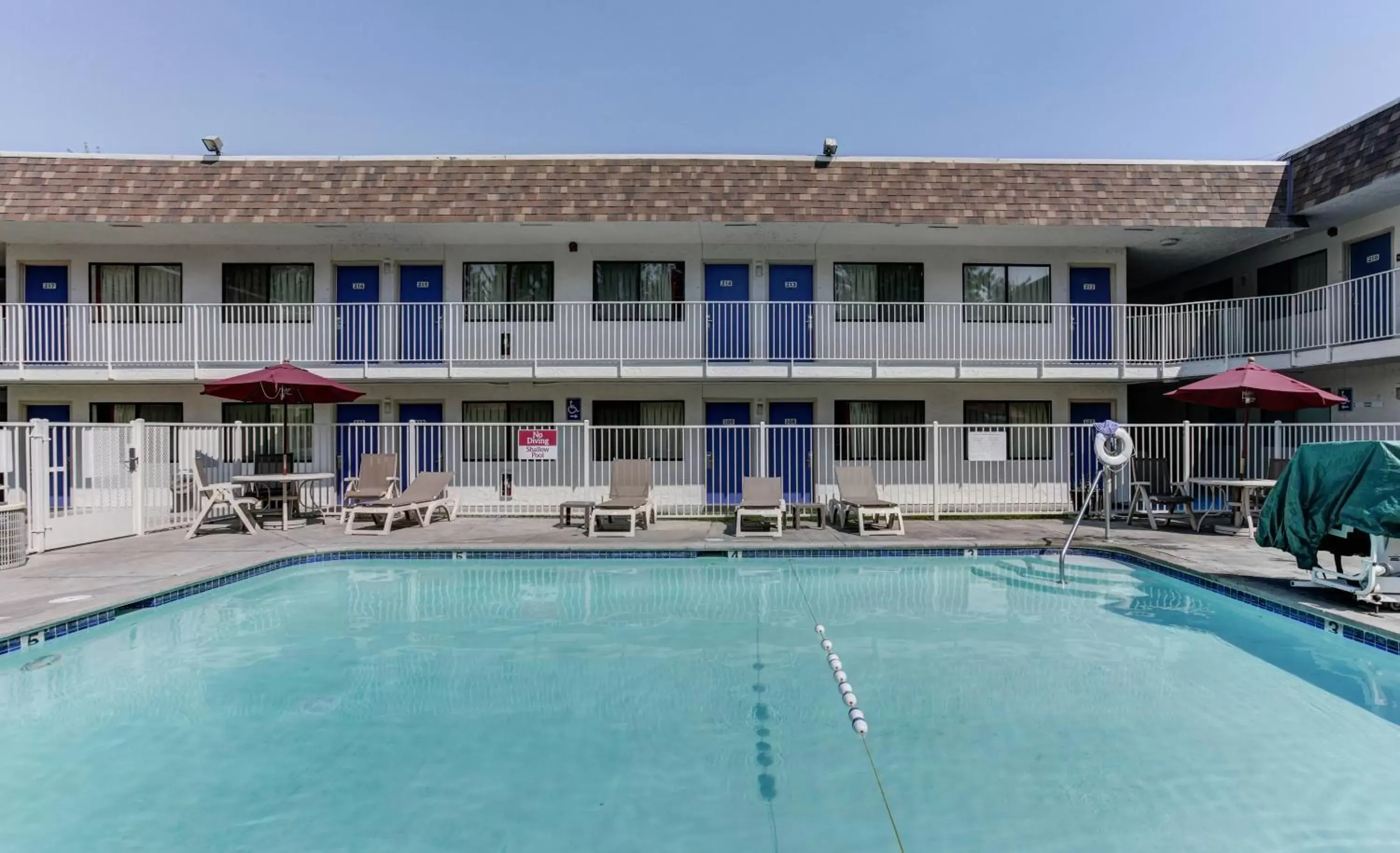 Swimming Pool in Motel 6-Grants Pass, OR