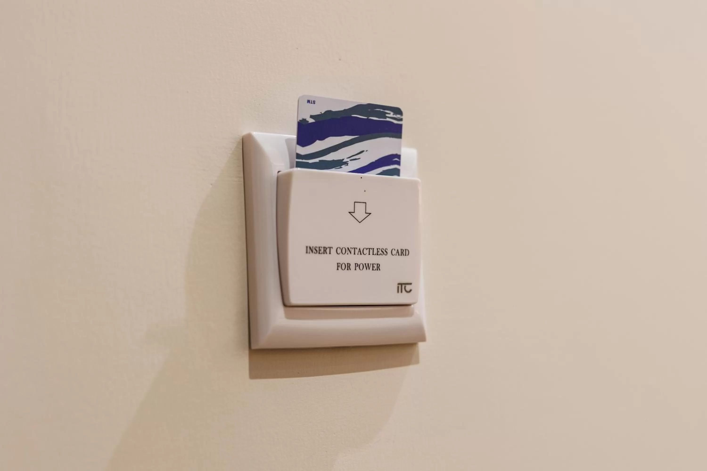 Photo of the whole room in Peca's room