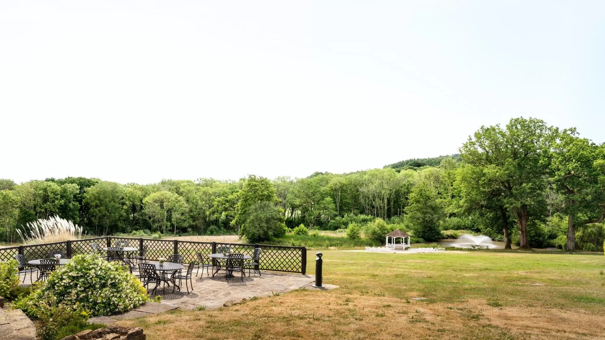 Restaurant/places to eat in voco Lythe Hill Hotel & Spa by IHG