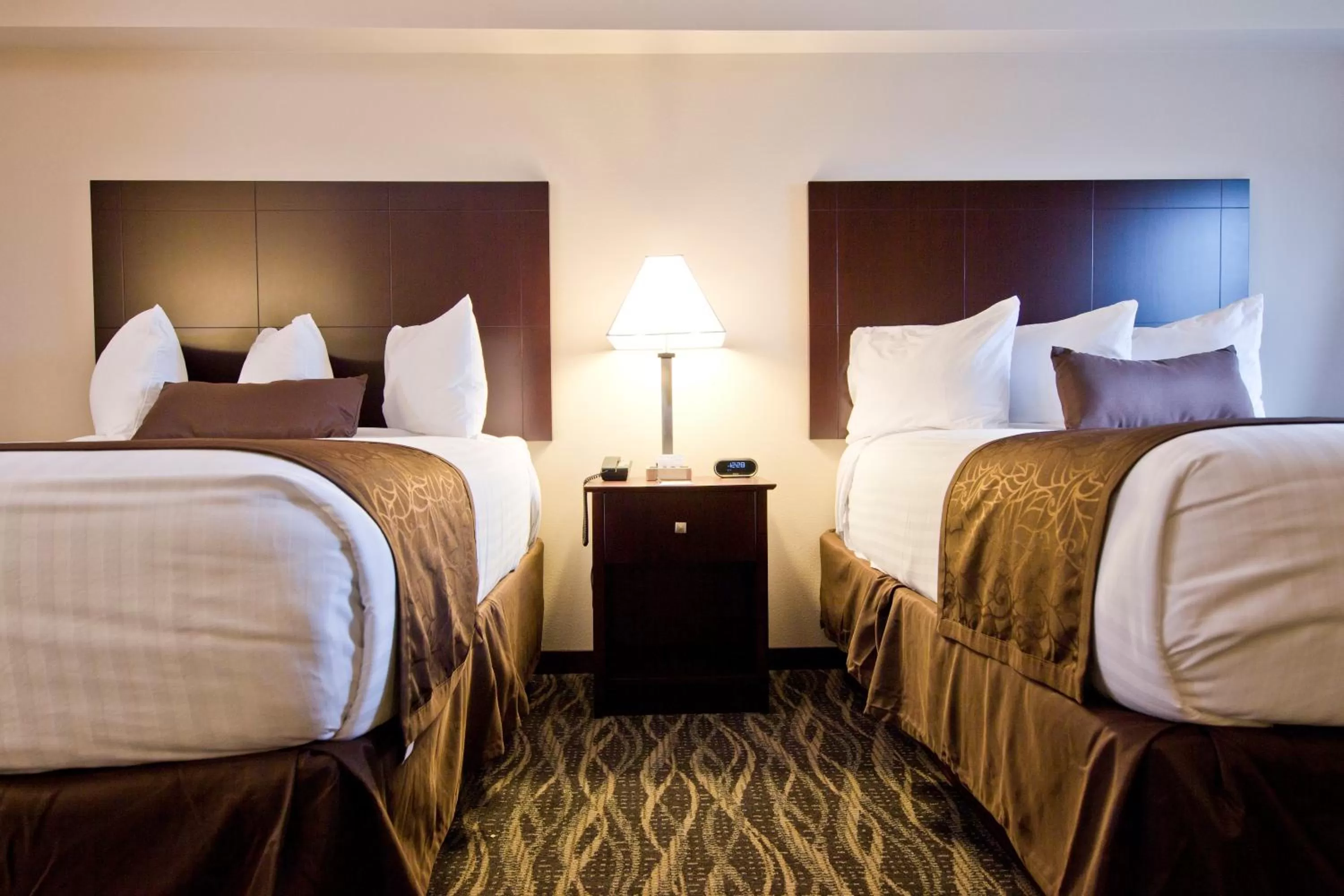 Bedroom, Bed in Cobblestone Inn & Suites - Boone