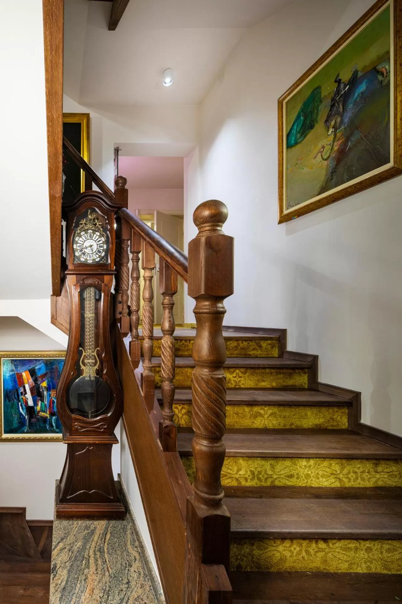 Decorative detail in Gallery 37 Powered by ASTON