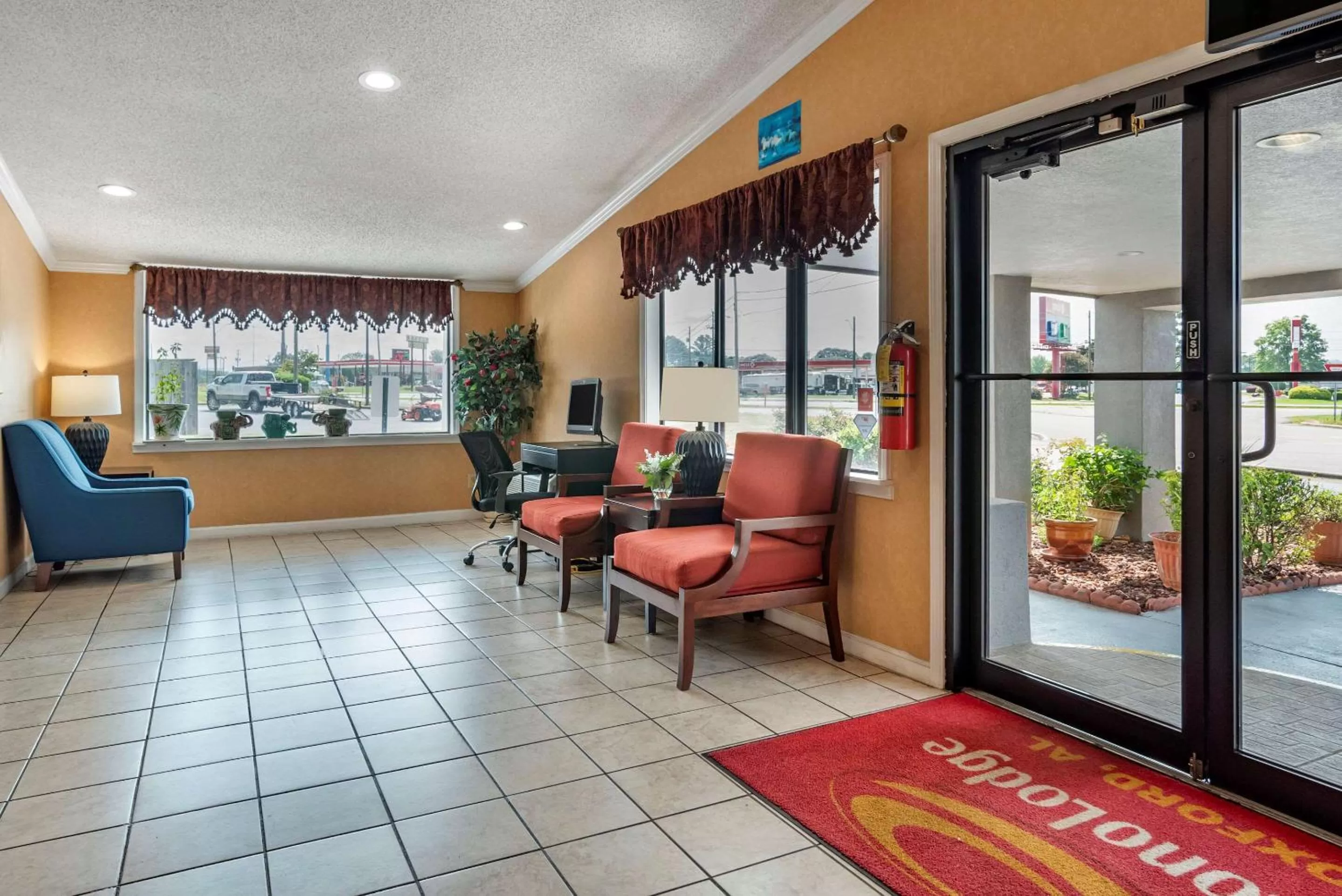 Lobby or reception in Econo Lodge Oxford near Choccolocco Park