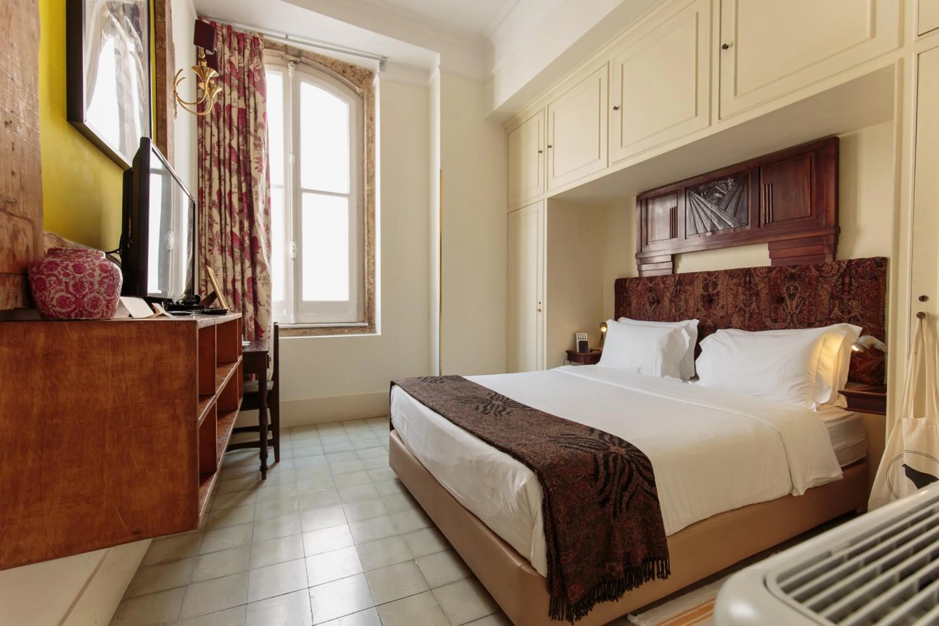 Bed in Independente Príncipe Real