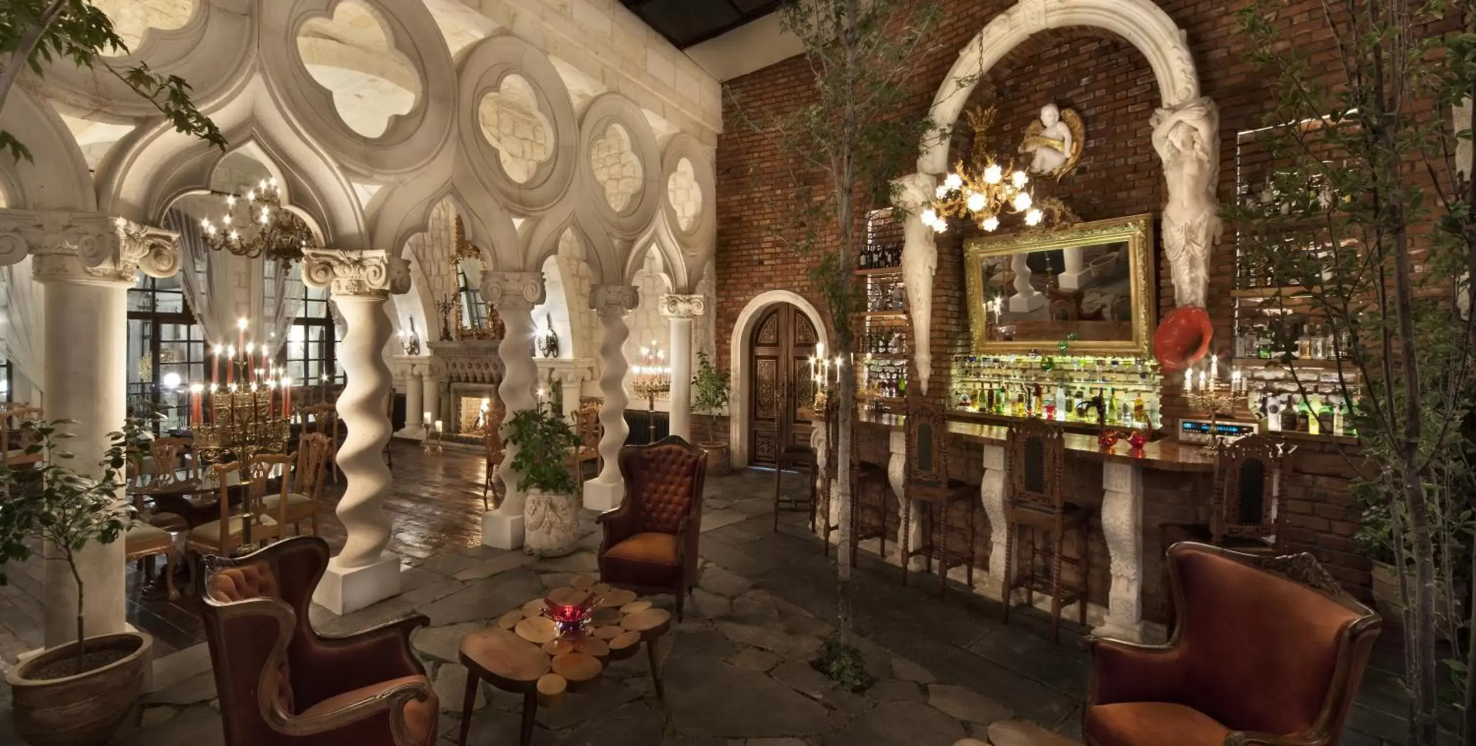 Lounge or bar in Sacred House Lounge or bar in Sacred House