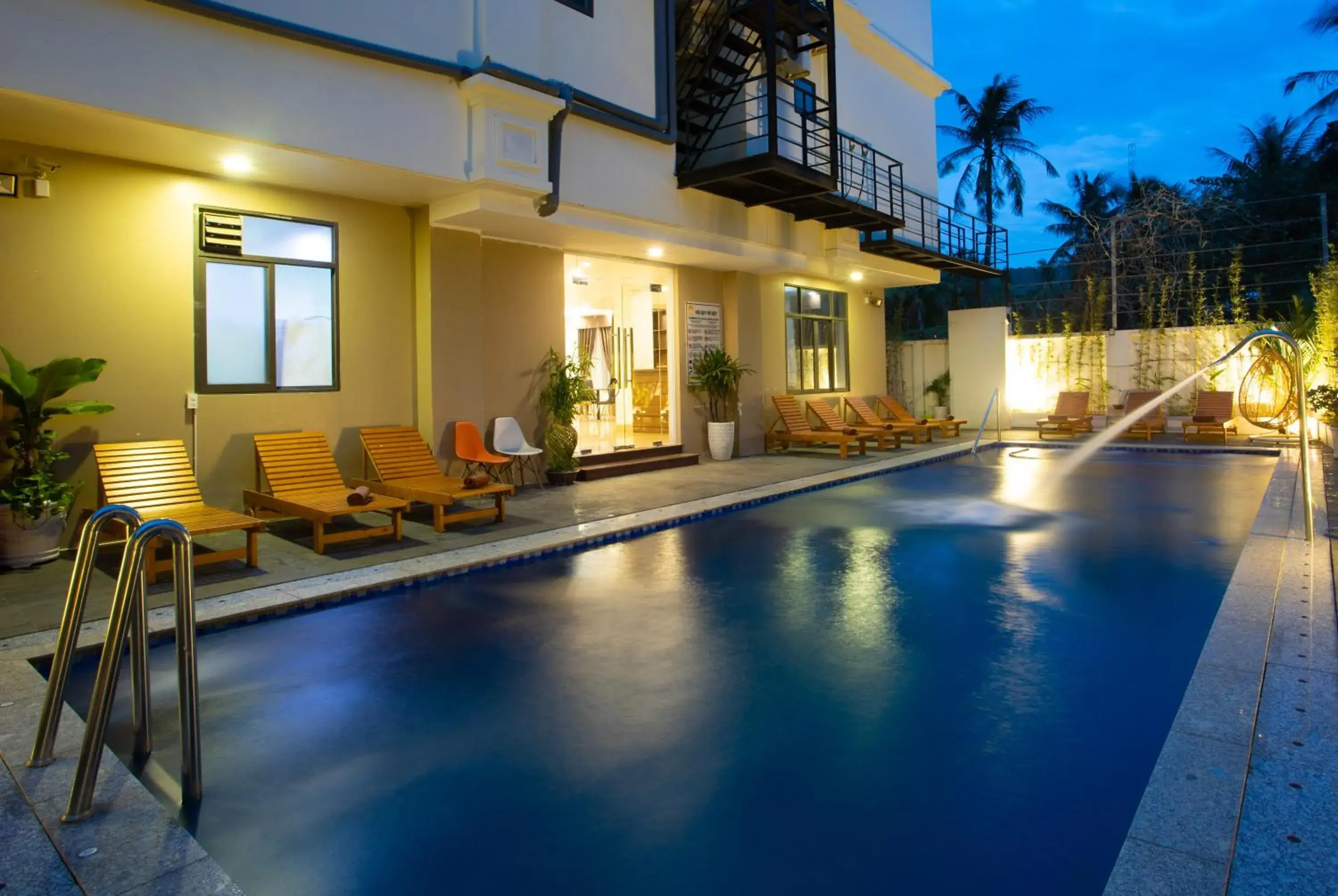 Swimming pool in Nesta Hotel Phu Quoc