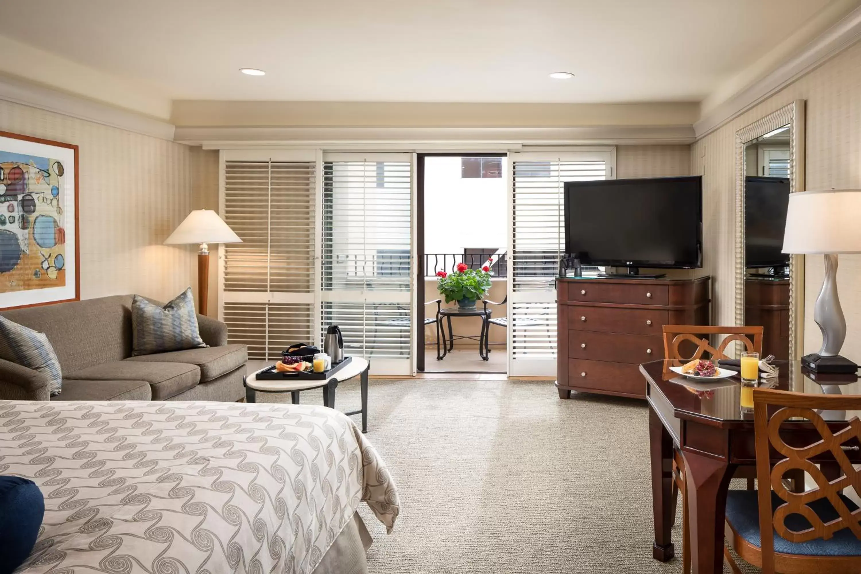 City view in Monterey Bay Inn City view in Monterey Bay Inn