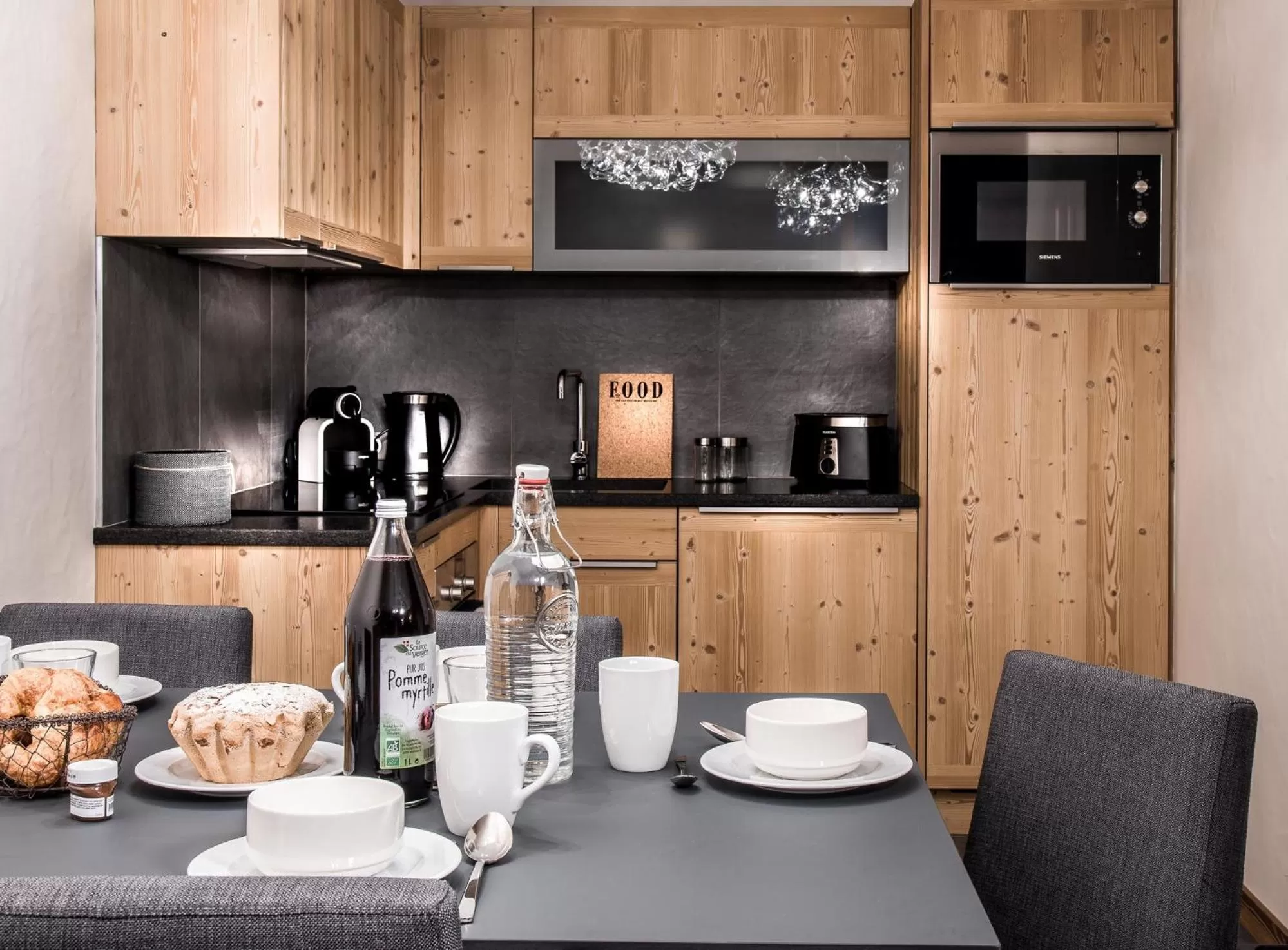 One-Bedroom Apartment in Les Cimes