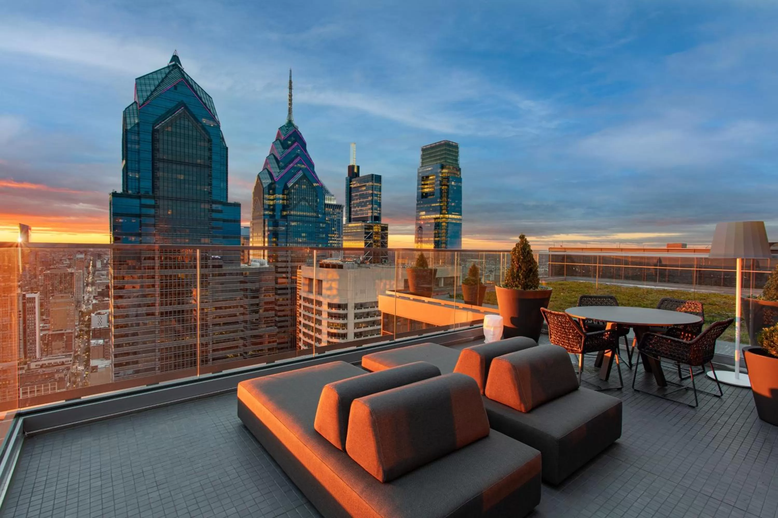 Photo of the whole room in W Philadelphia