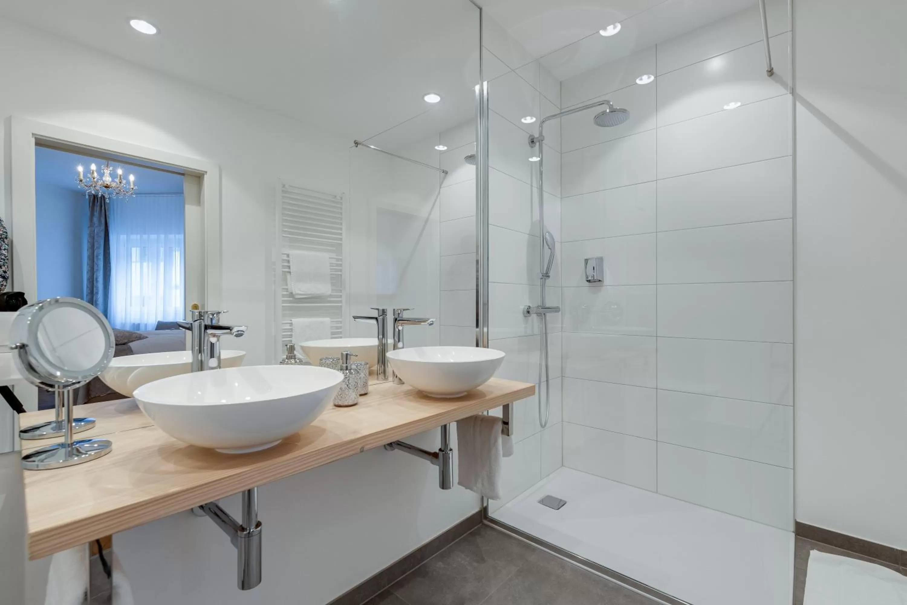 Toilet in Boutique Hotel Goldenes Lamm Villach