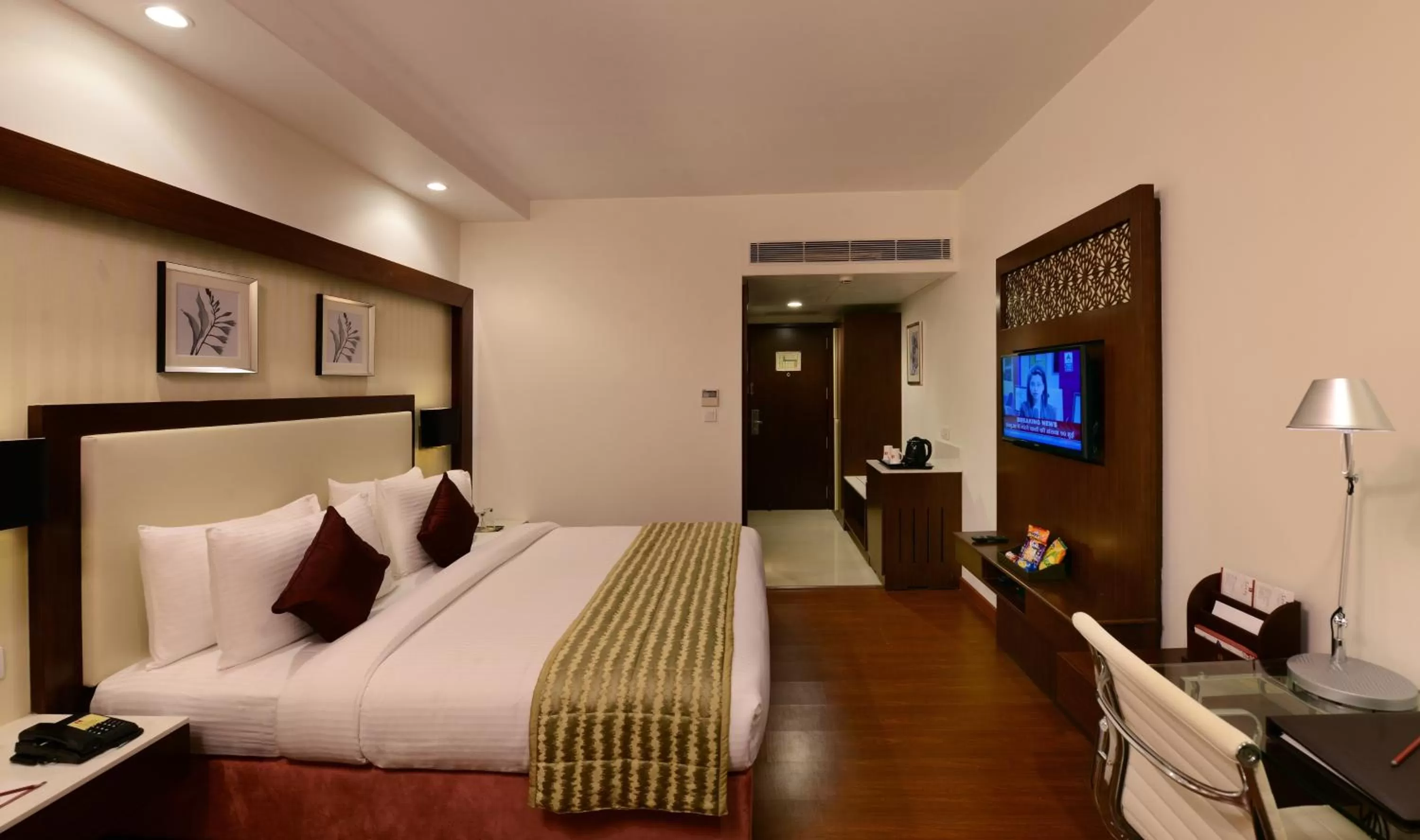 Photo of the whole room, Bed in Lords Inn Jodhpur