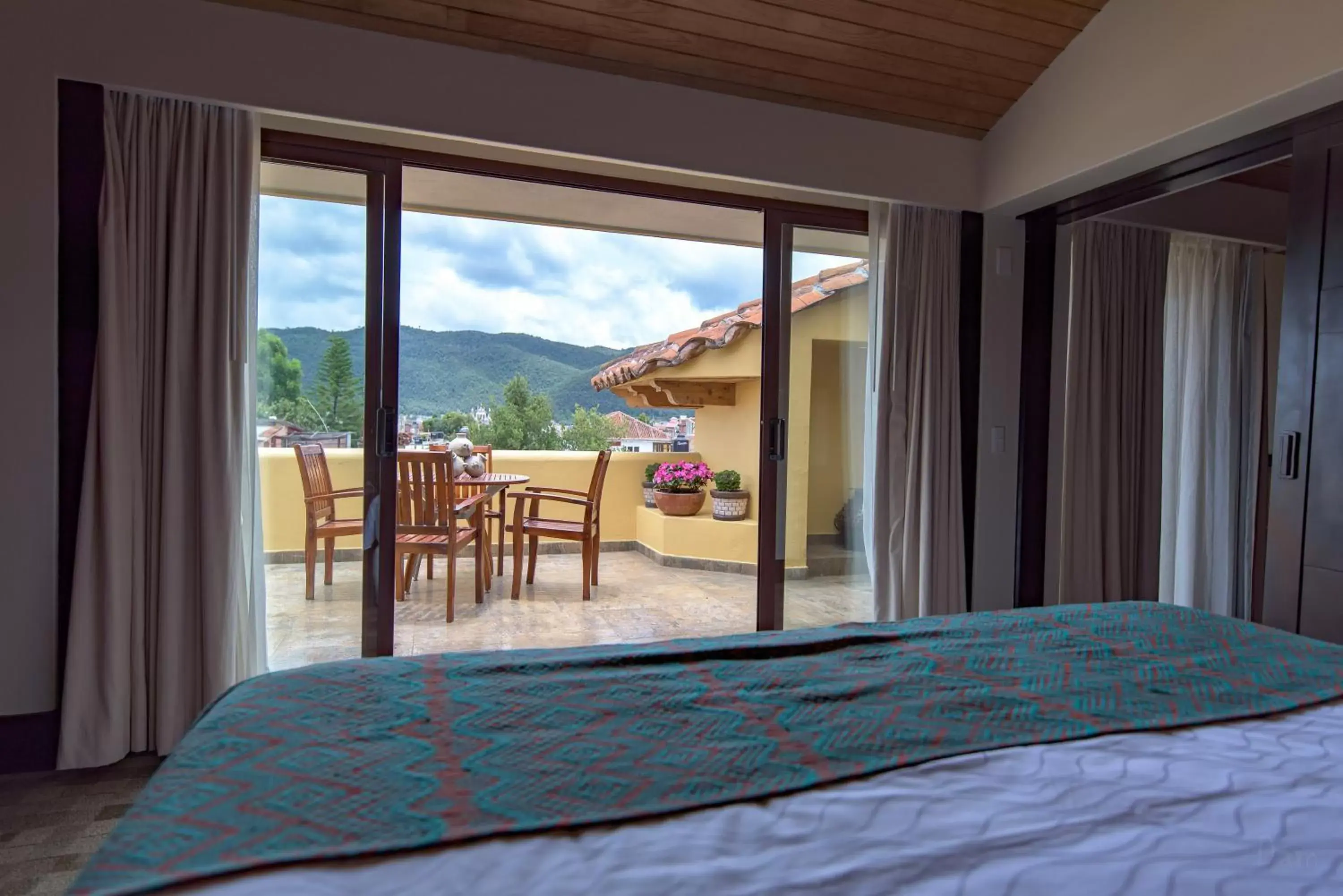 Photo of the whole room, Mountain View in Casa del Alma Hotel Boutique & Spa