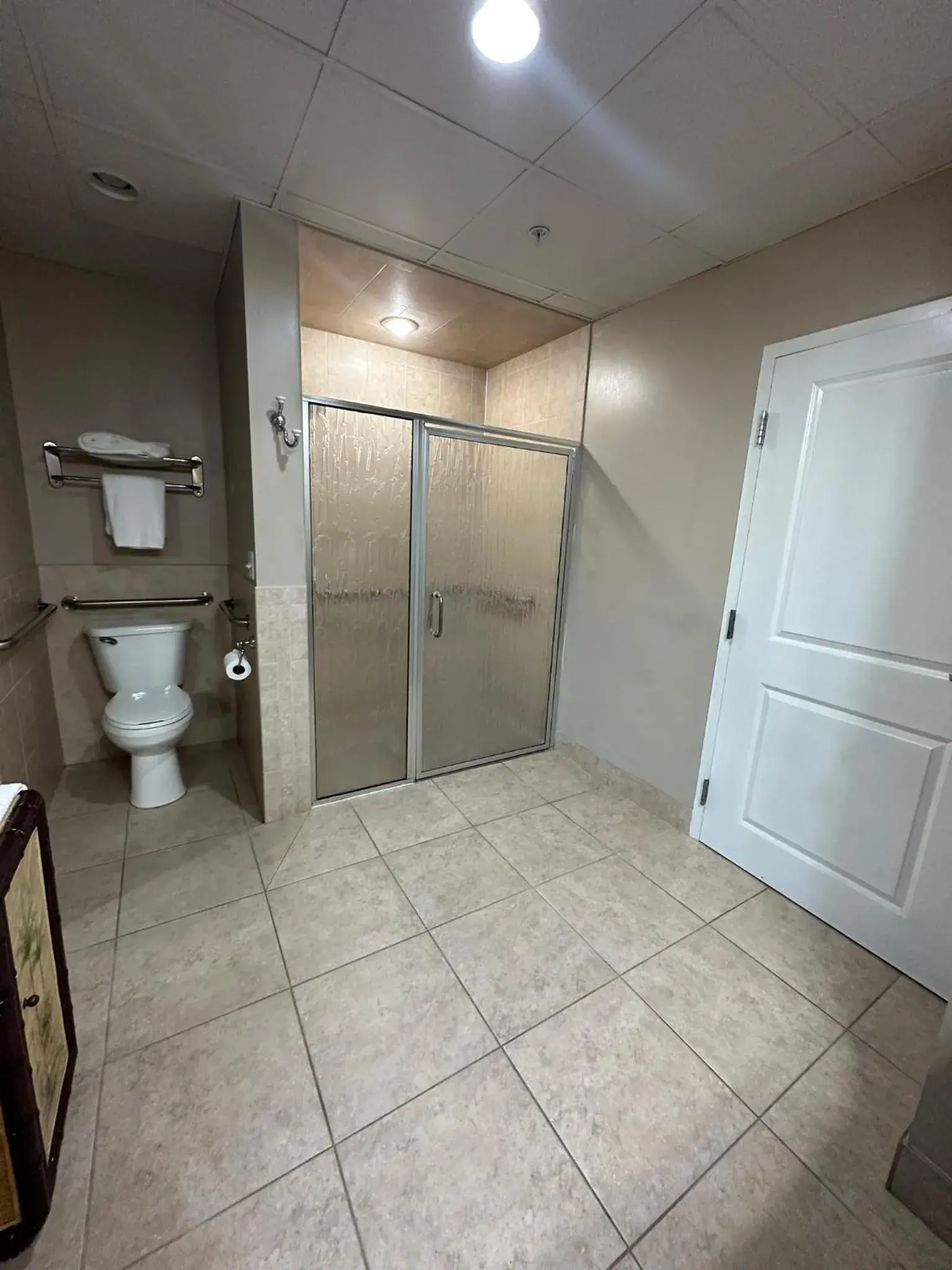 Shower, Bathroom in Tahitian Inn Boutique Hotel Tampa