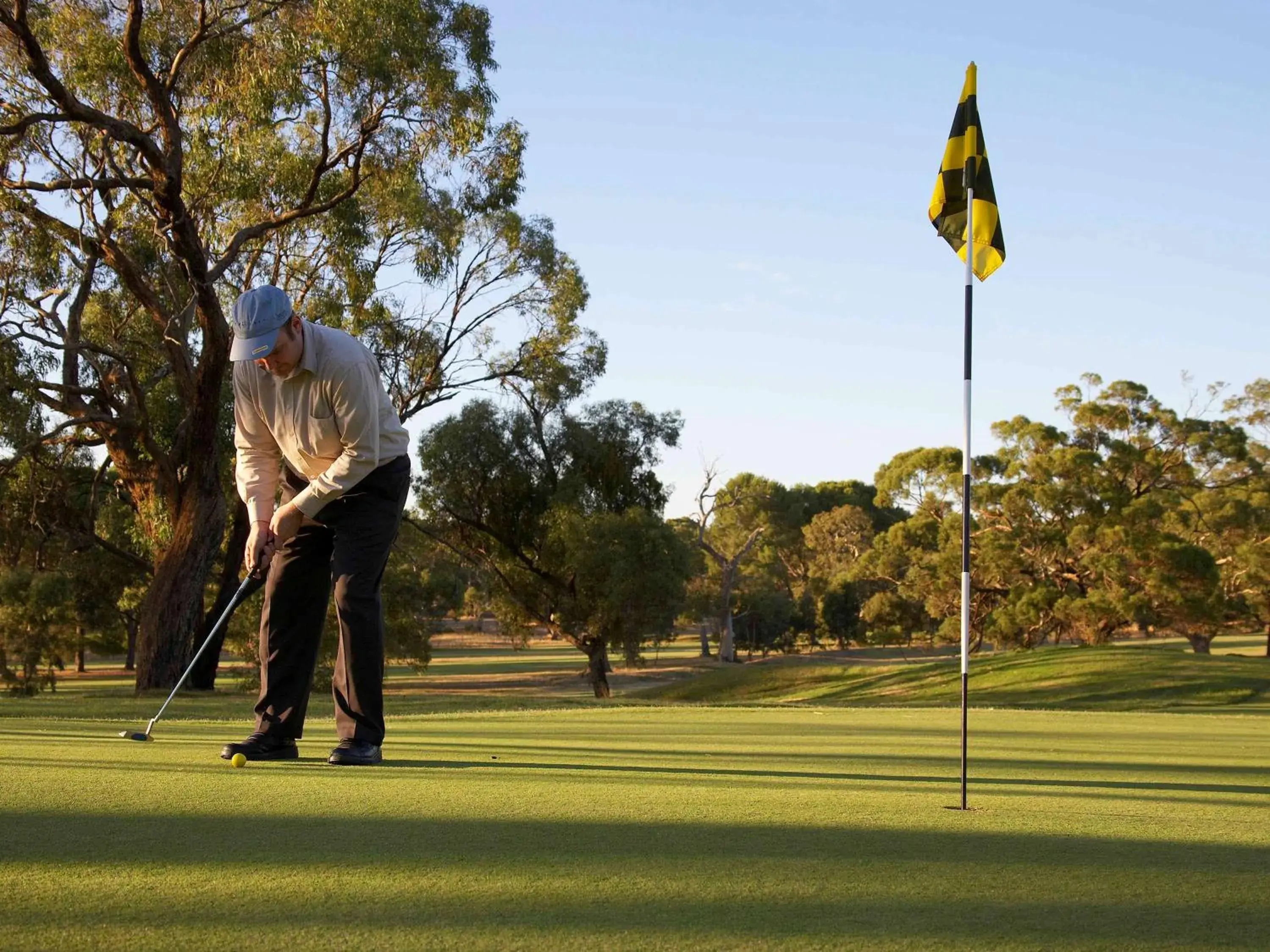 On site, Golf in Novotel Barossa Valley Resort