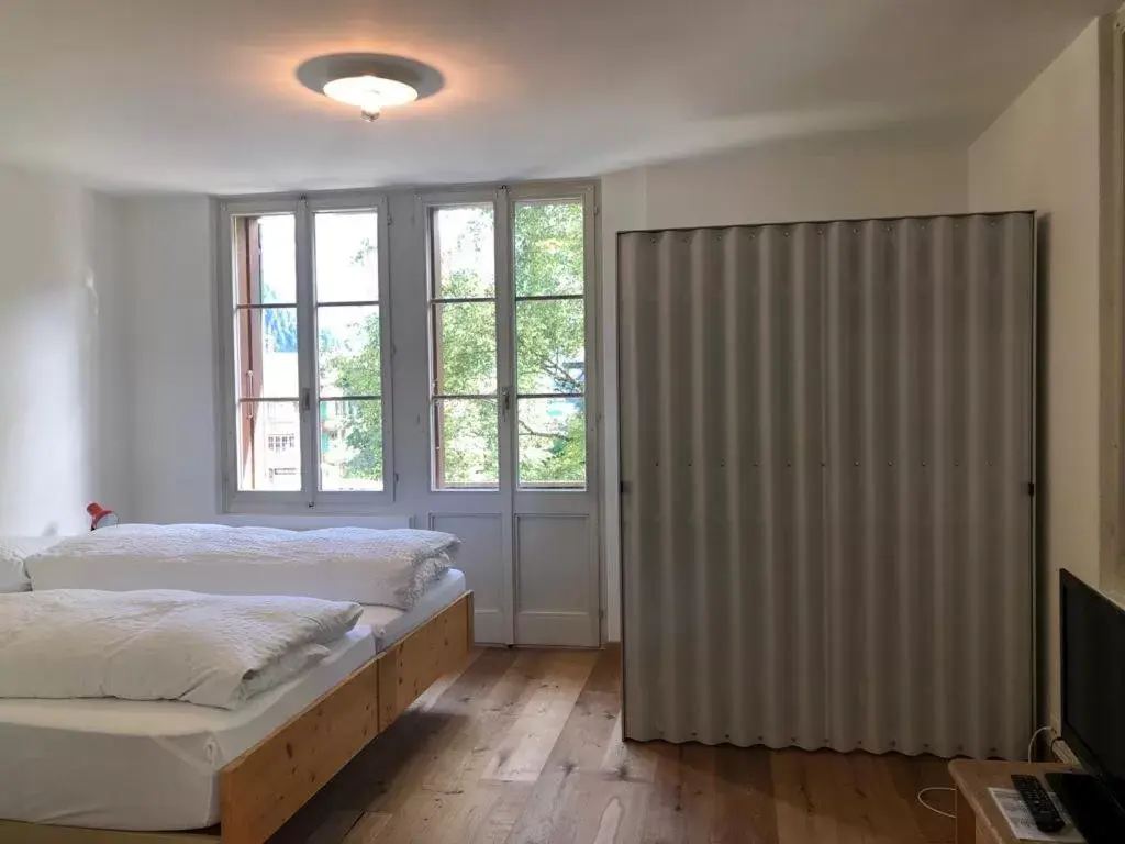 Bed in Hotel Krone Budget