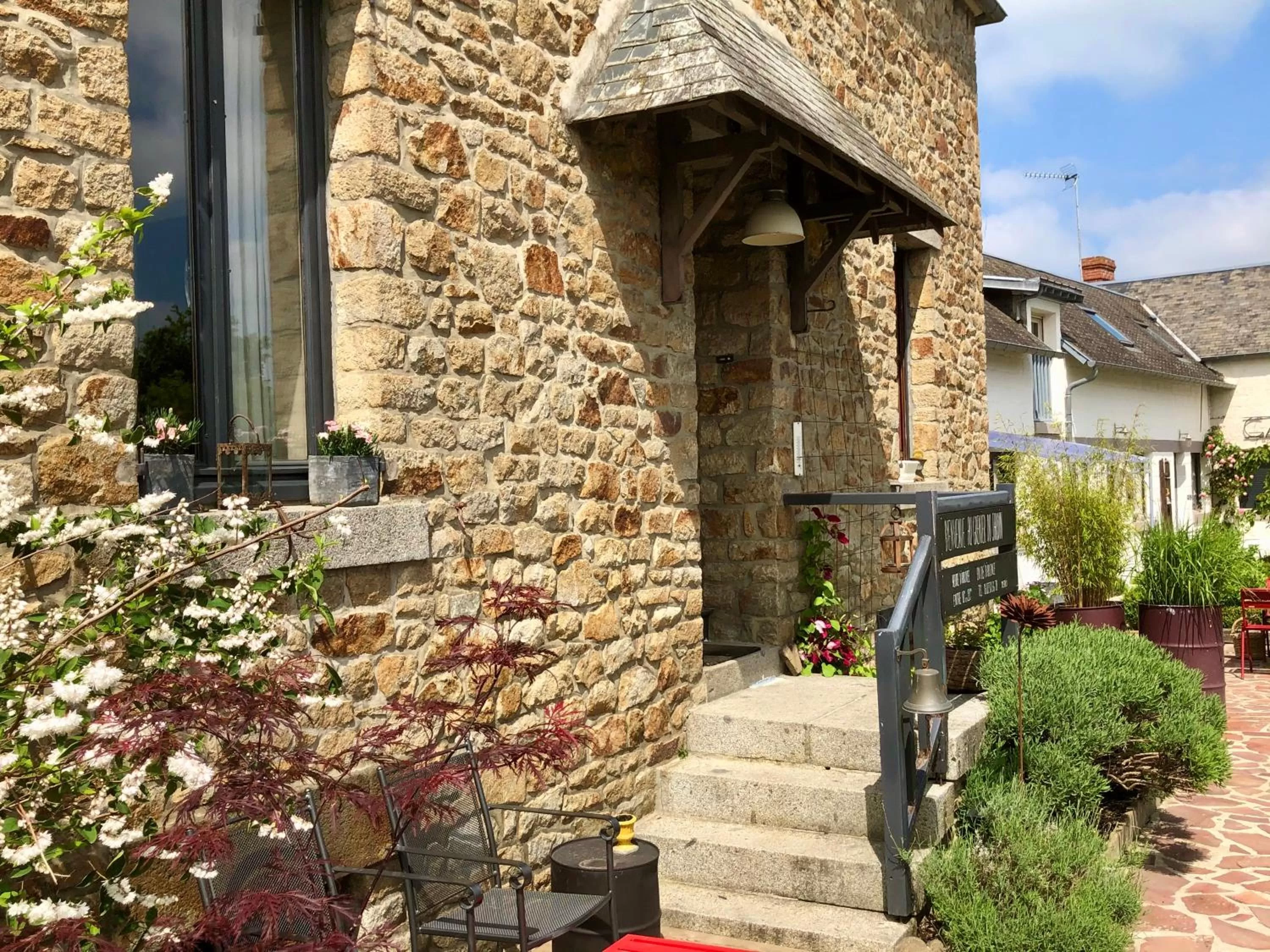 Property building in Le Grenier du Jardin