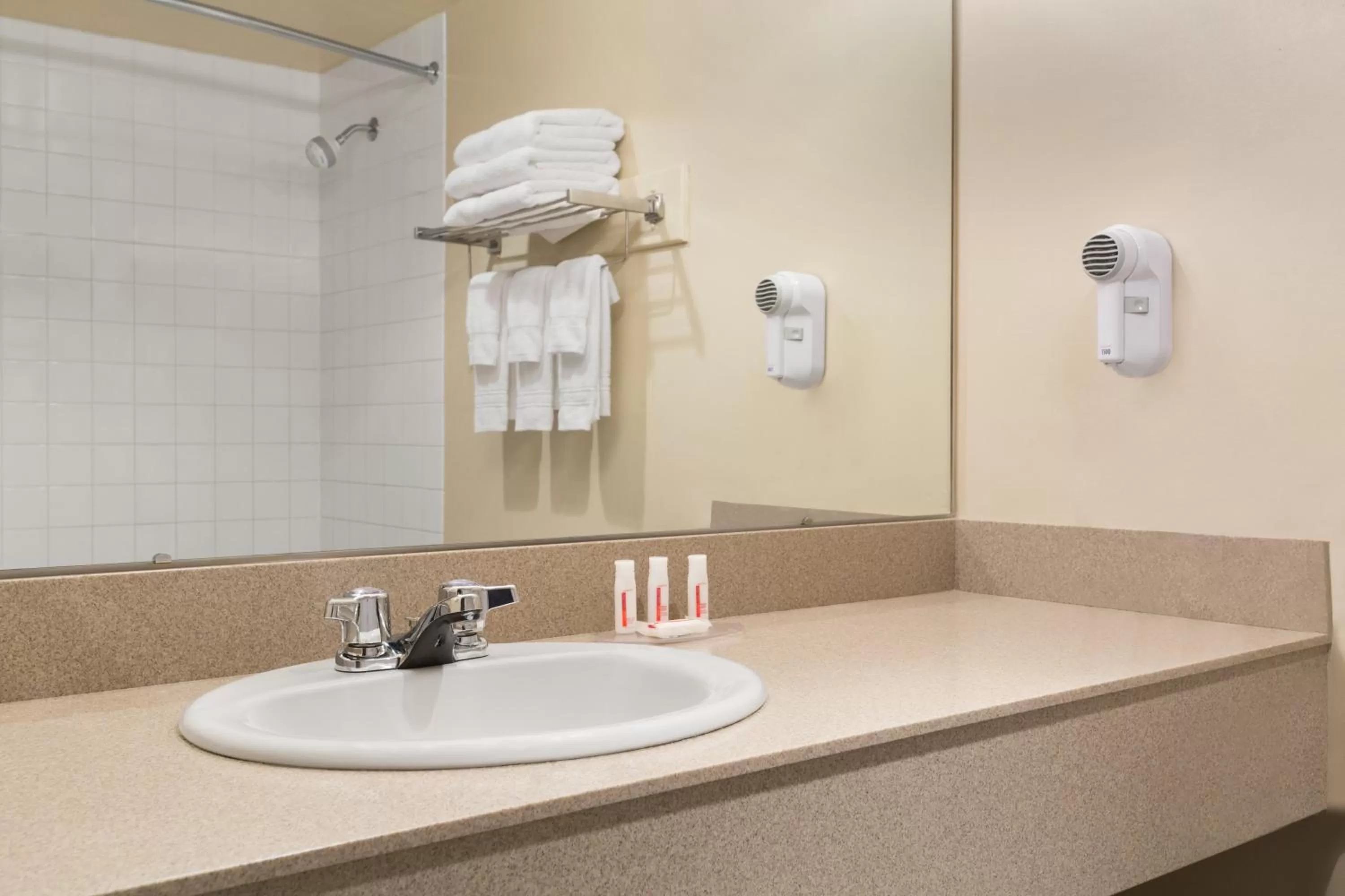 Bathroom in Days Inn by Wyndham Stephenville