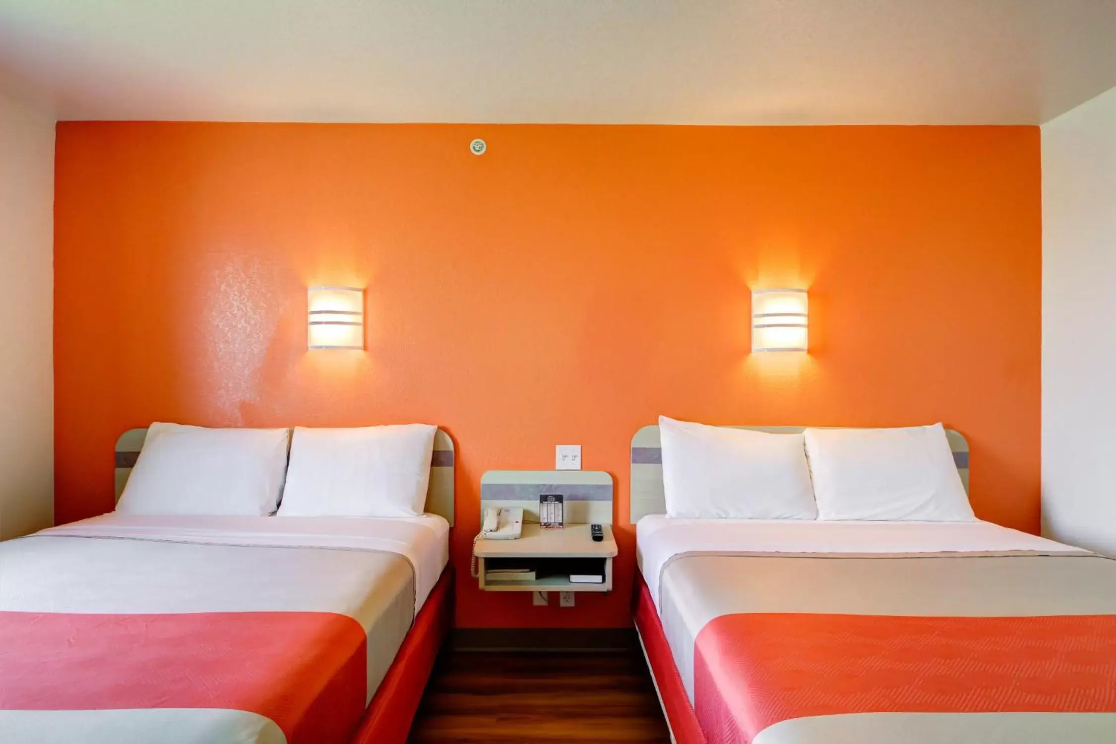 Bed in Motel 6-El Reno, OK