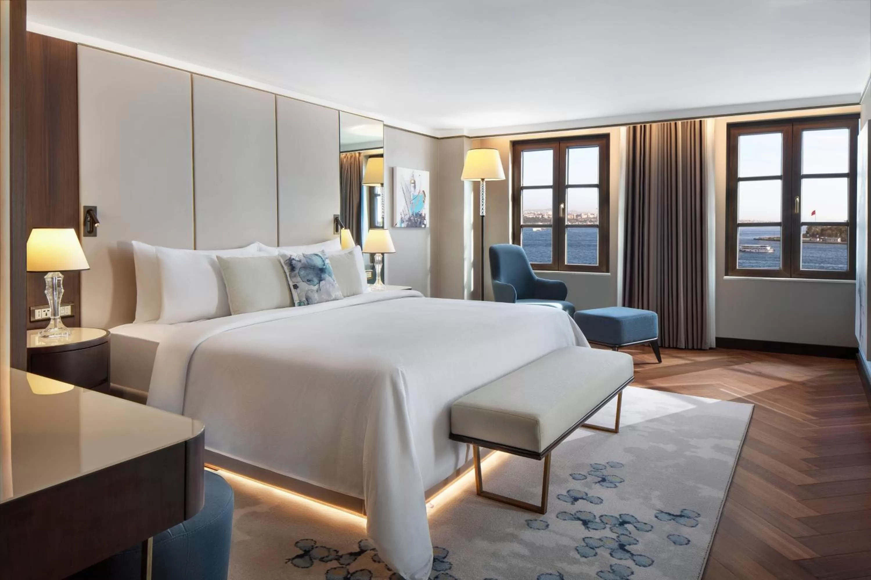 Bedroom, Bed in JW Marriott Istanbul Bosphorus