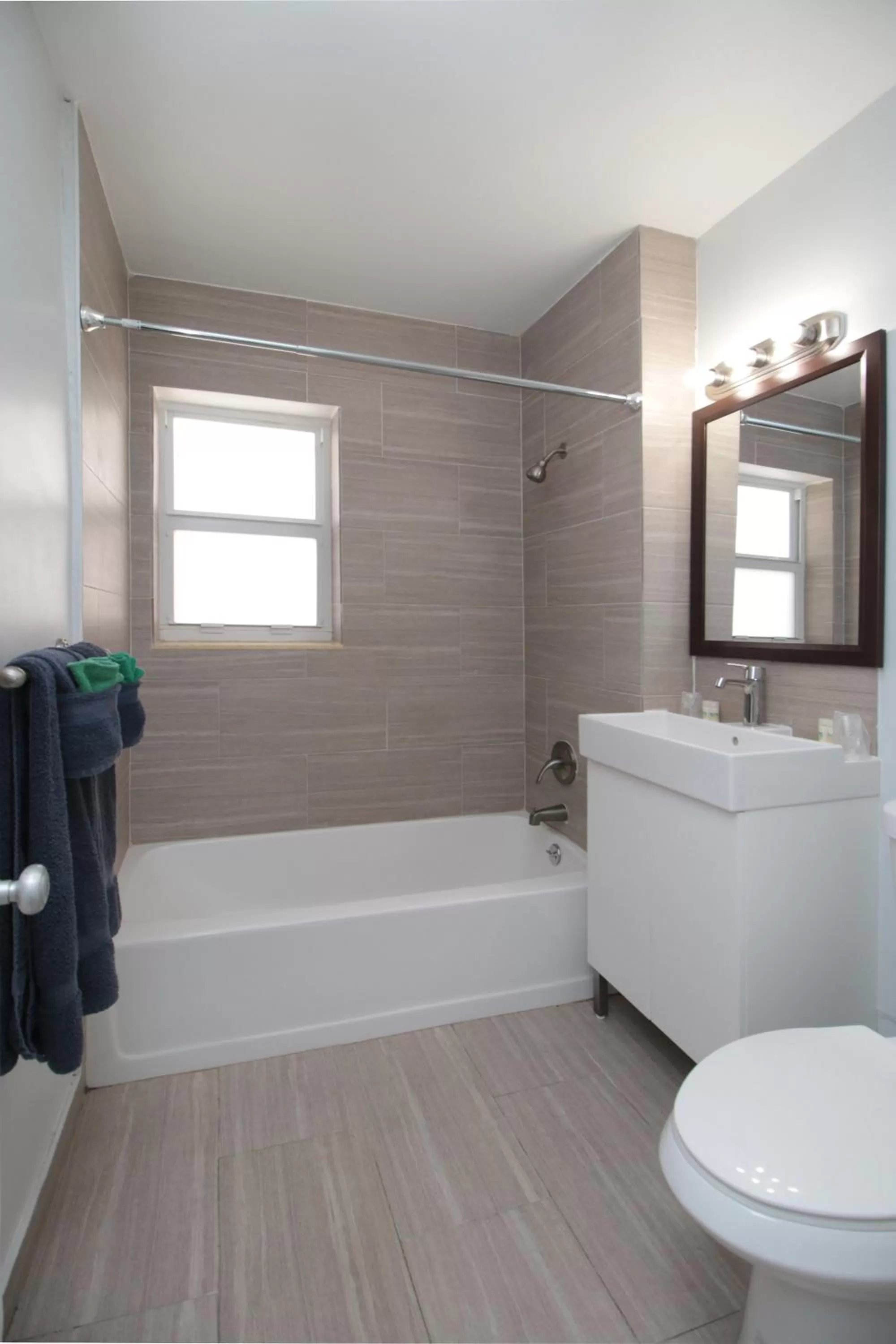 Other in The Dolphin Hollywood