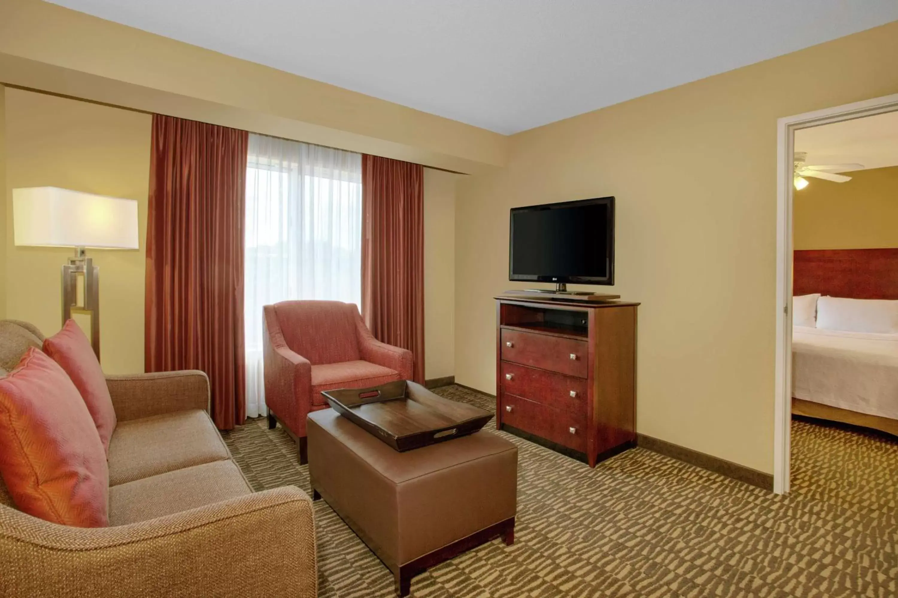 Bedroom, Seating Area in Homewood Suites by Hilton Tampa-Brandon