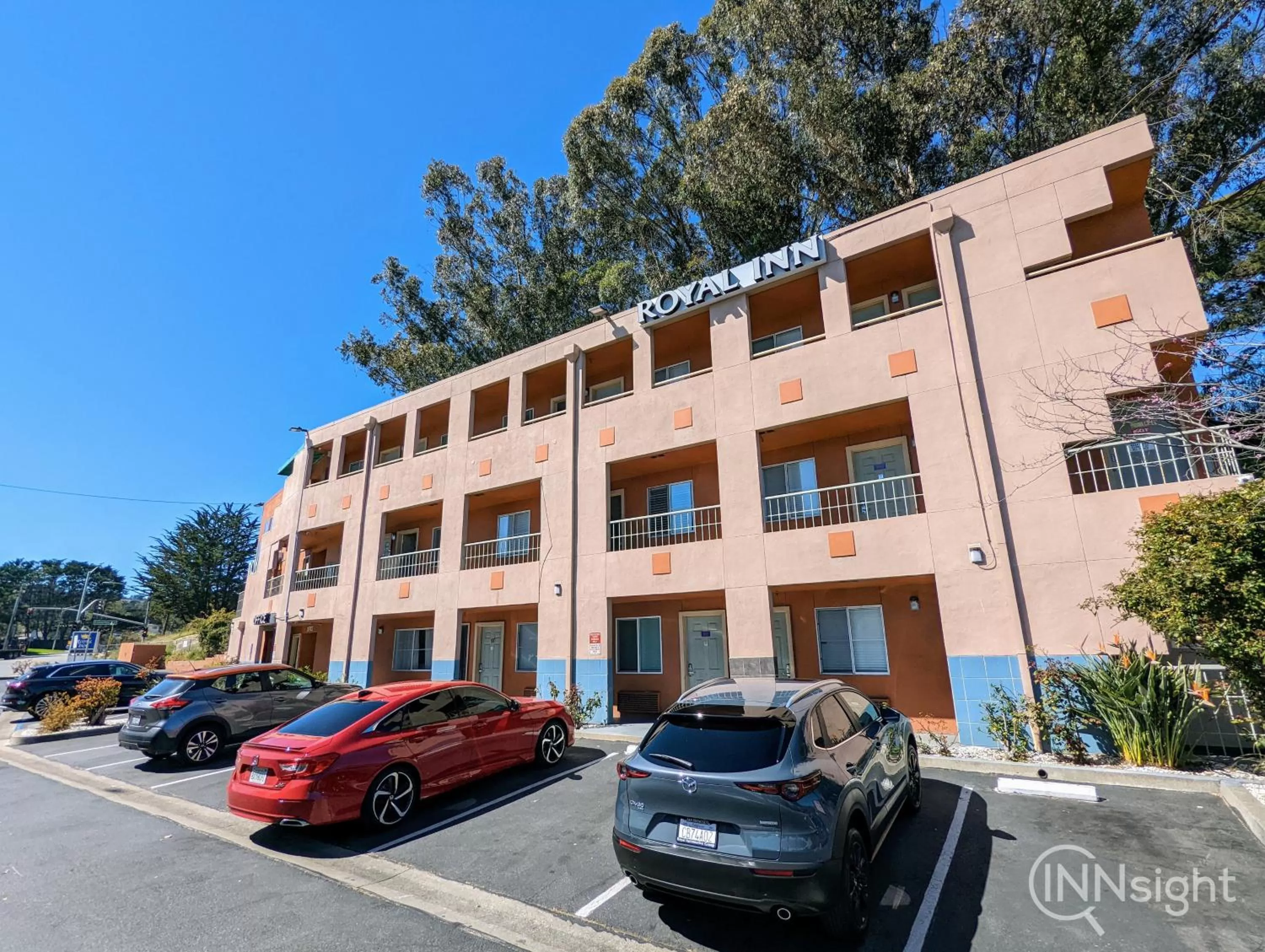 Parking in Royal Inn