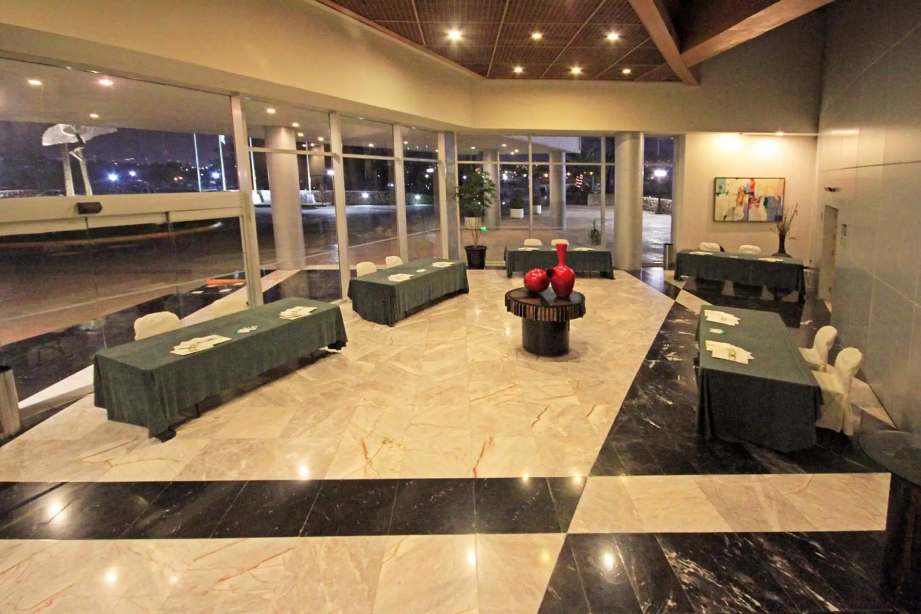 Property building in Holiday Inn Monterrey-Parque Fundidora, an IHG Hotel