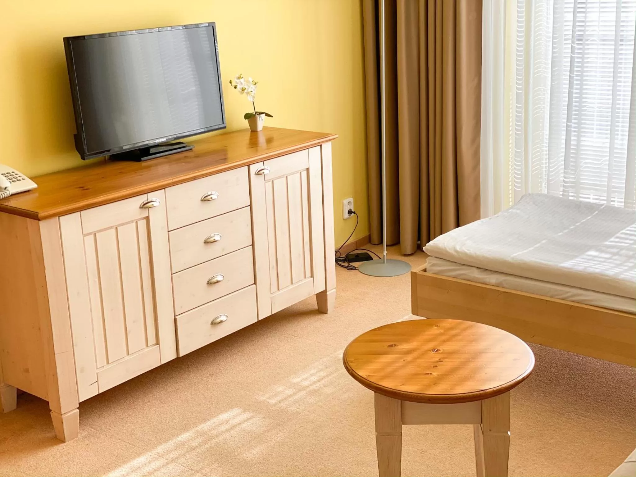 Photo of the whole room, Bed in Dolce Villa