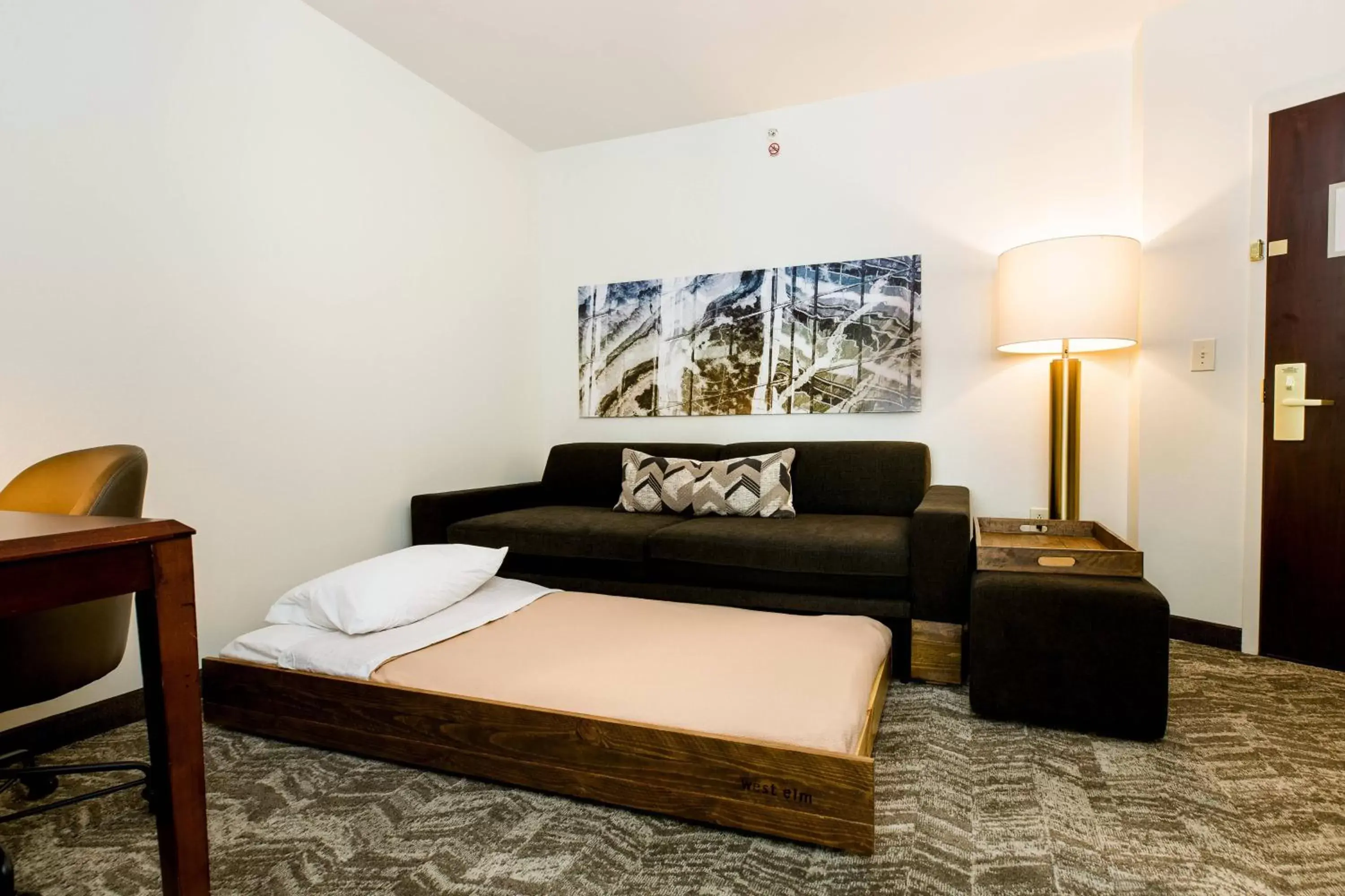 Bedroom, Seating Area in SpringHill Suites Florence