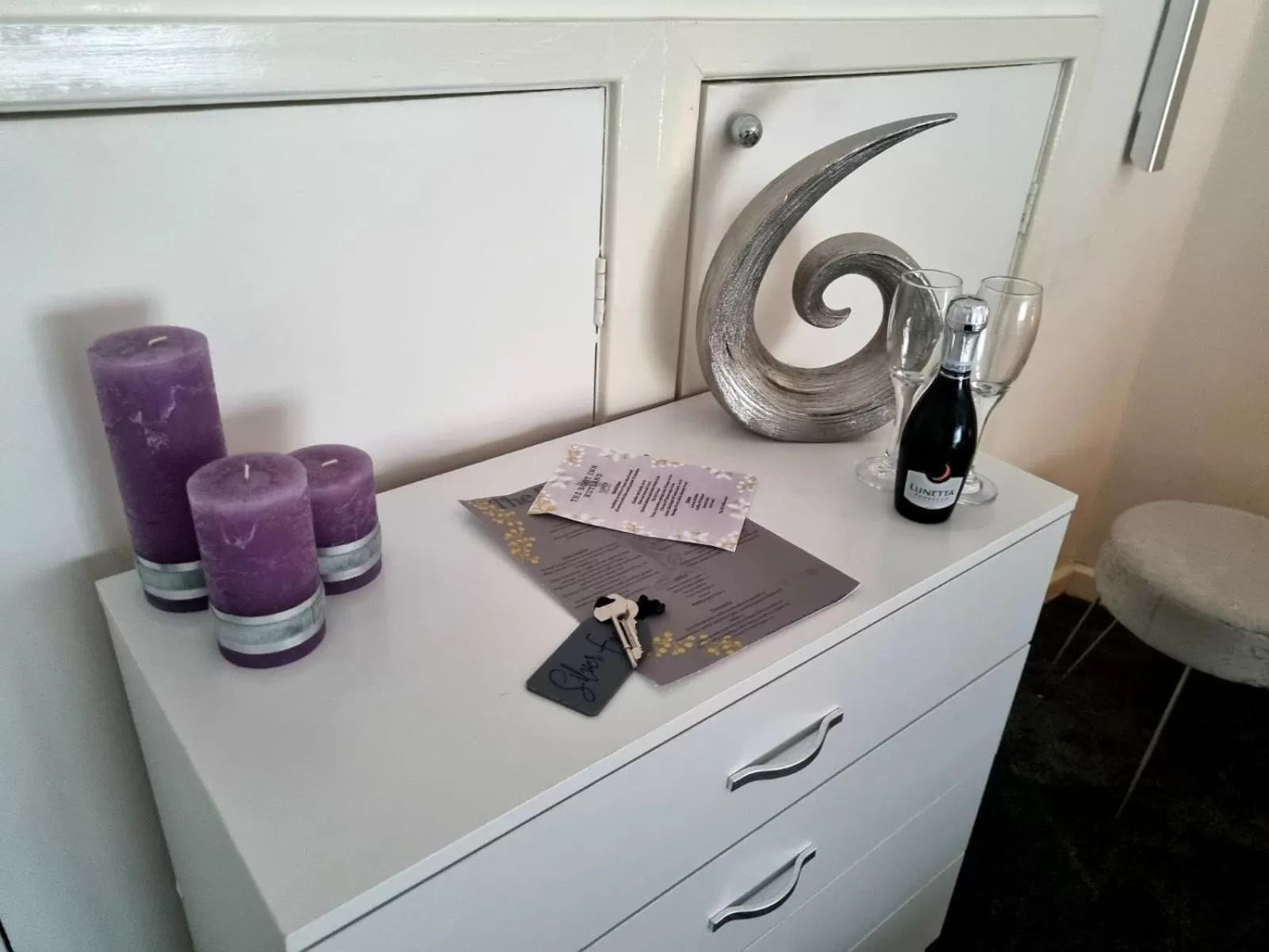 Bedroom, Bathroom in The Boot Inn Rutland