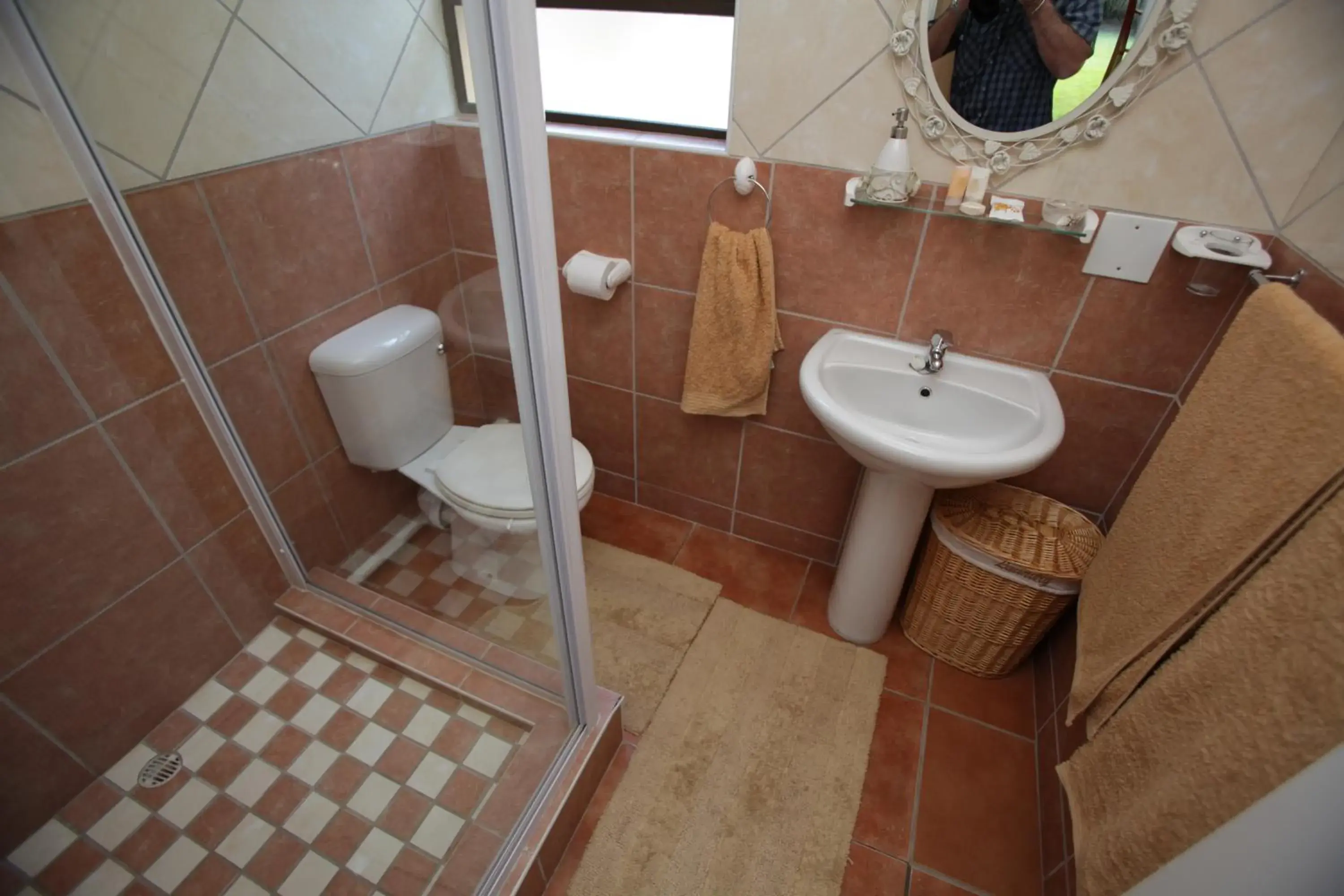 Bathroom in Rose Petals Guest House