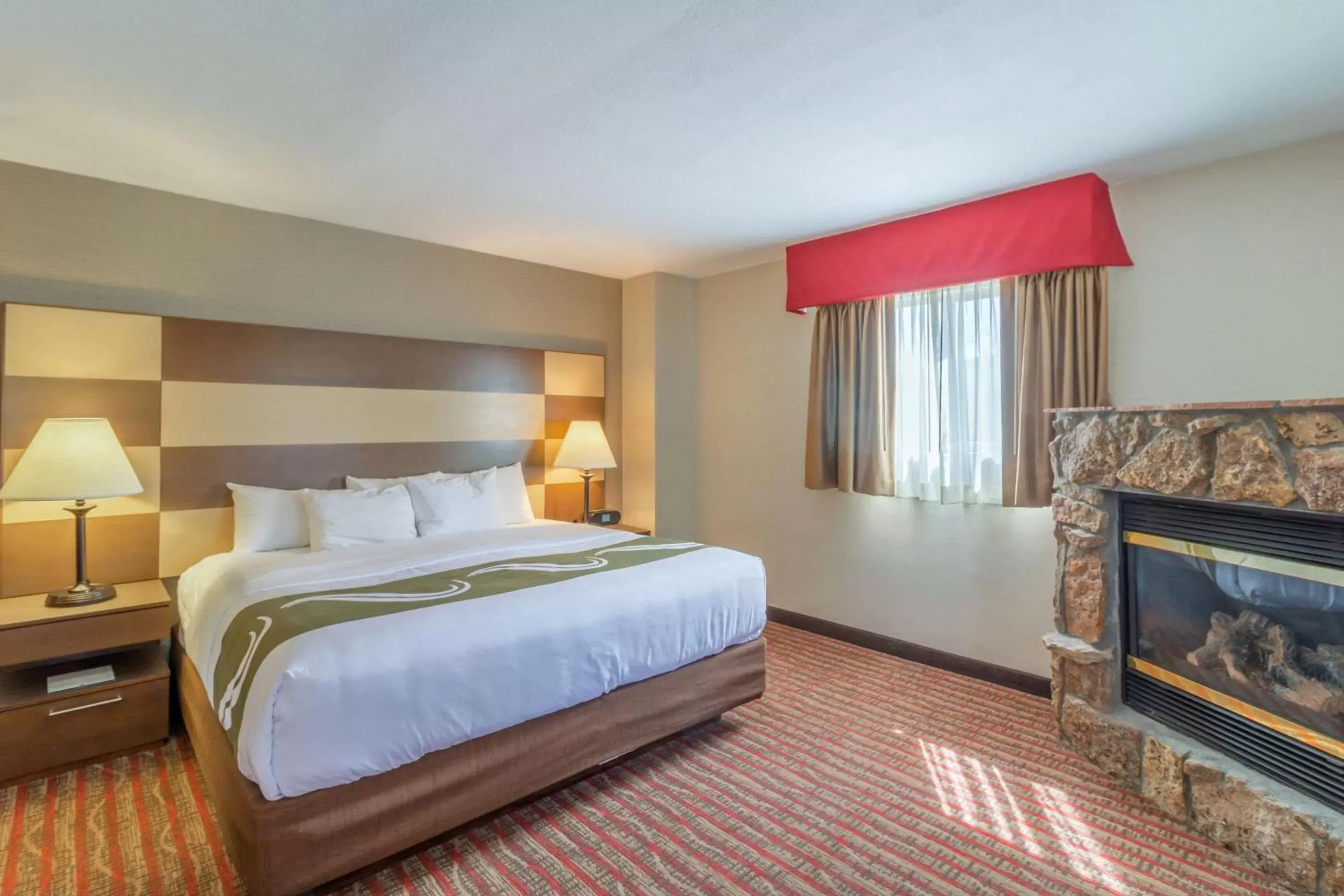 Photo of the whole room, Bed in Quality Inn near Rocky Mountain National Park