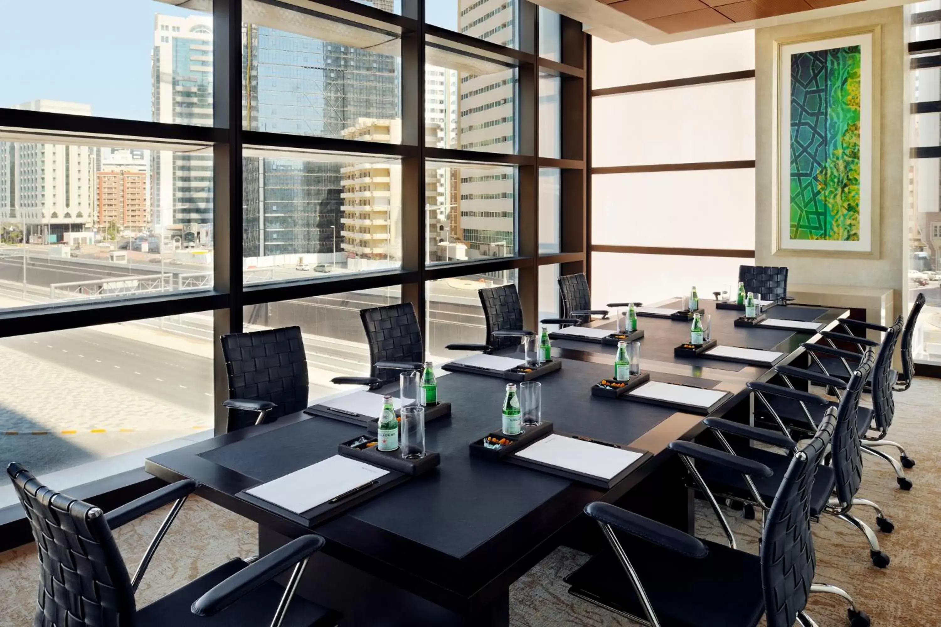 Business facilities in Southern Sun Abu Dhabi