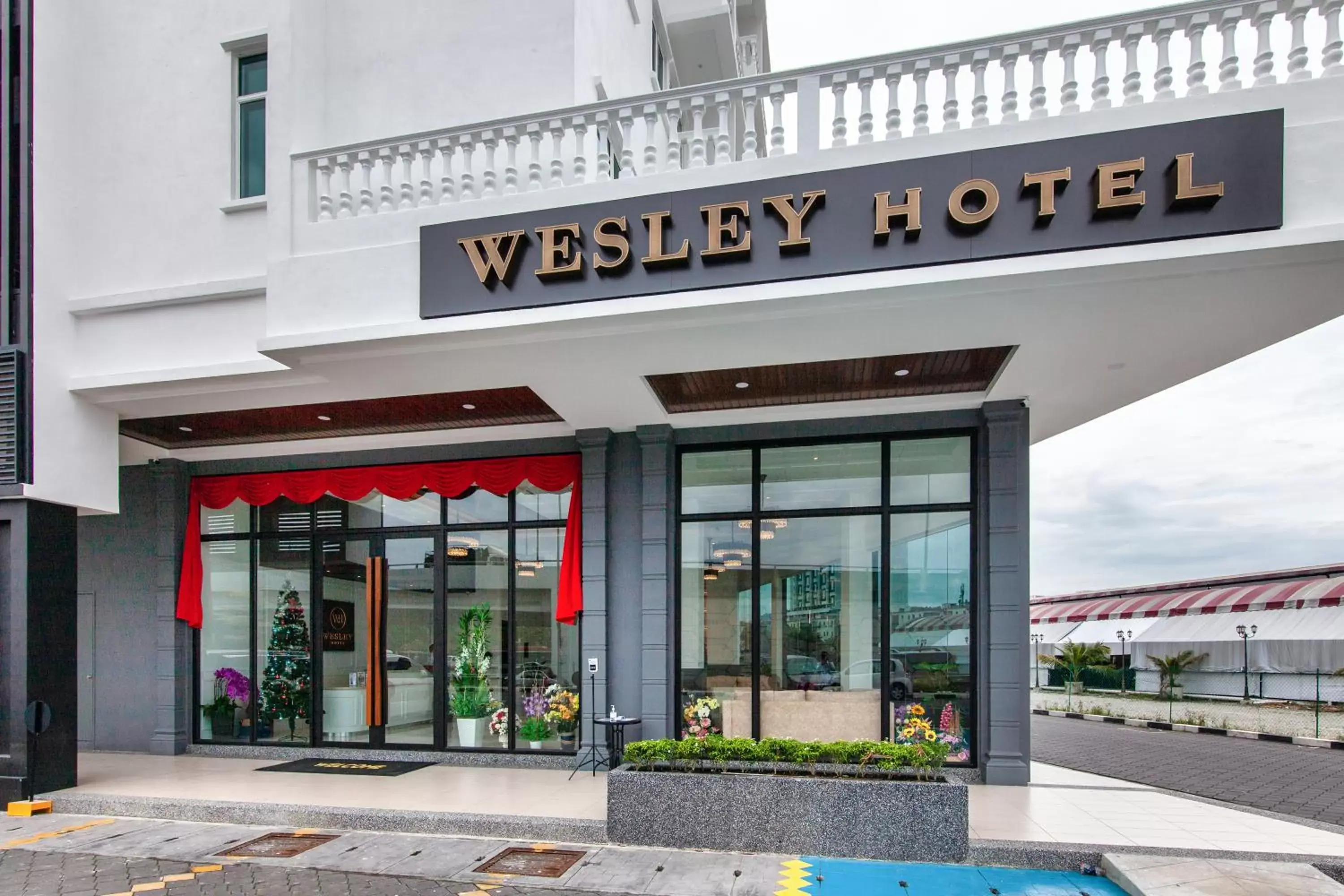 Property building in Wesley Hotel