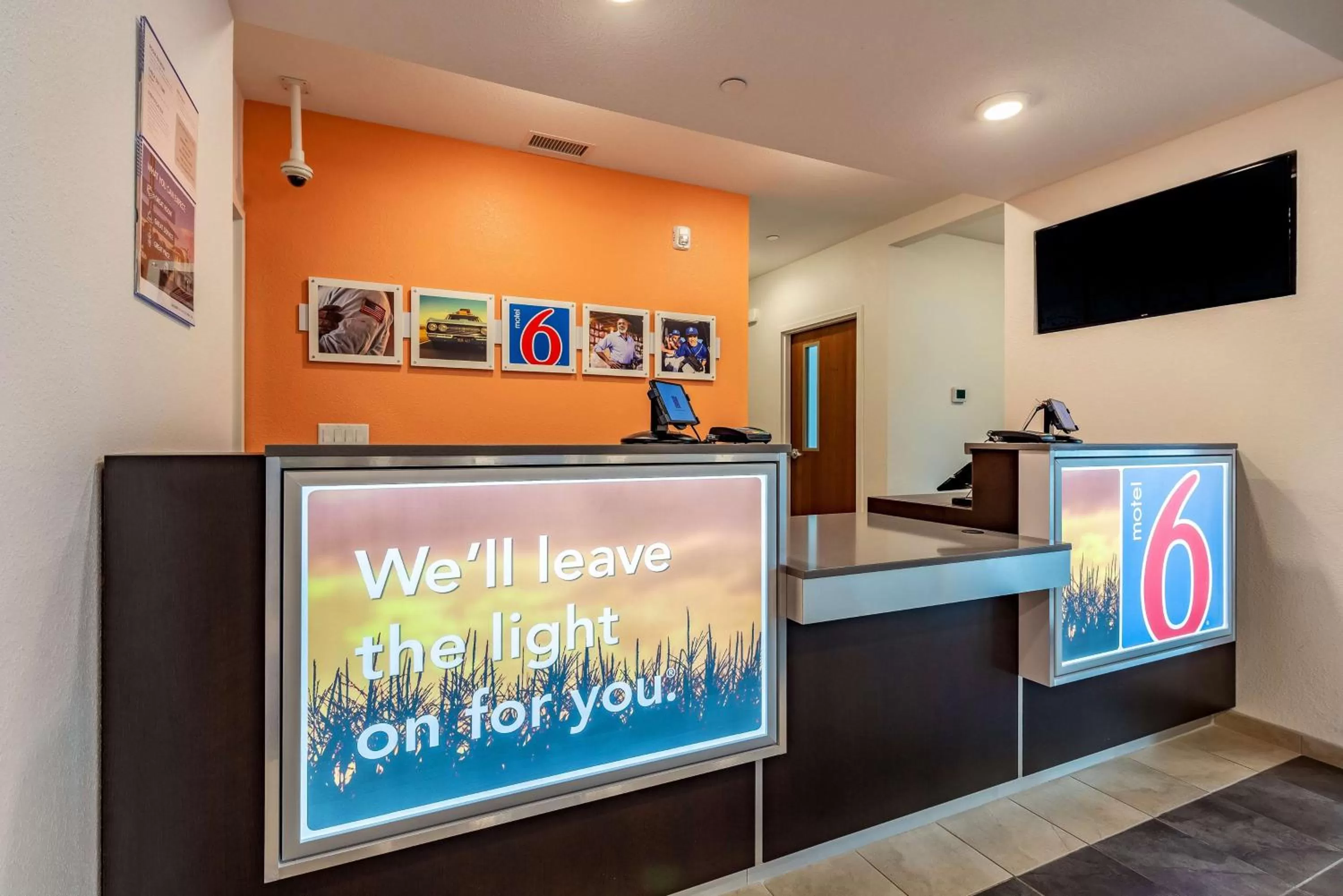 Lobby or reception in Motel 6-Mankato, MN