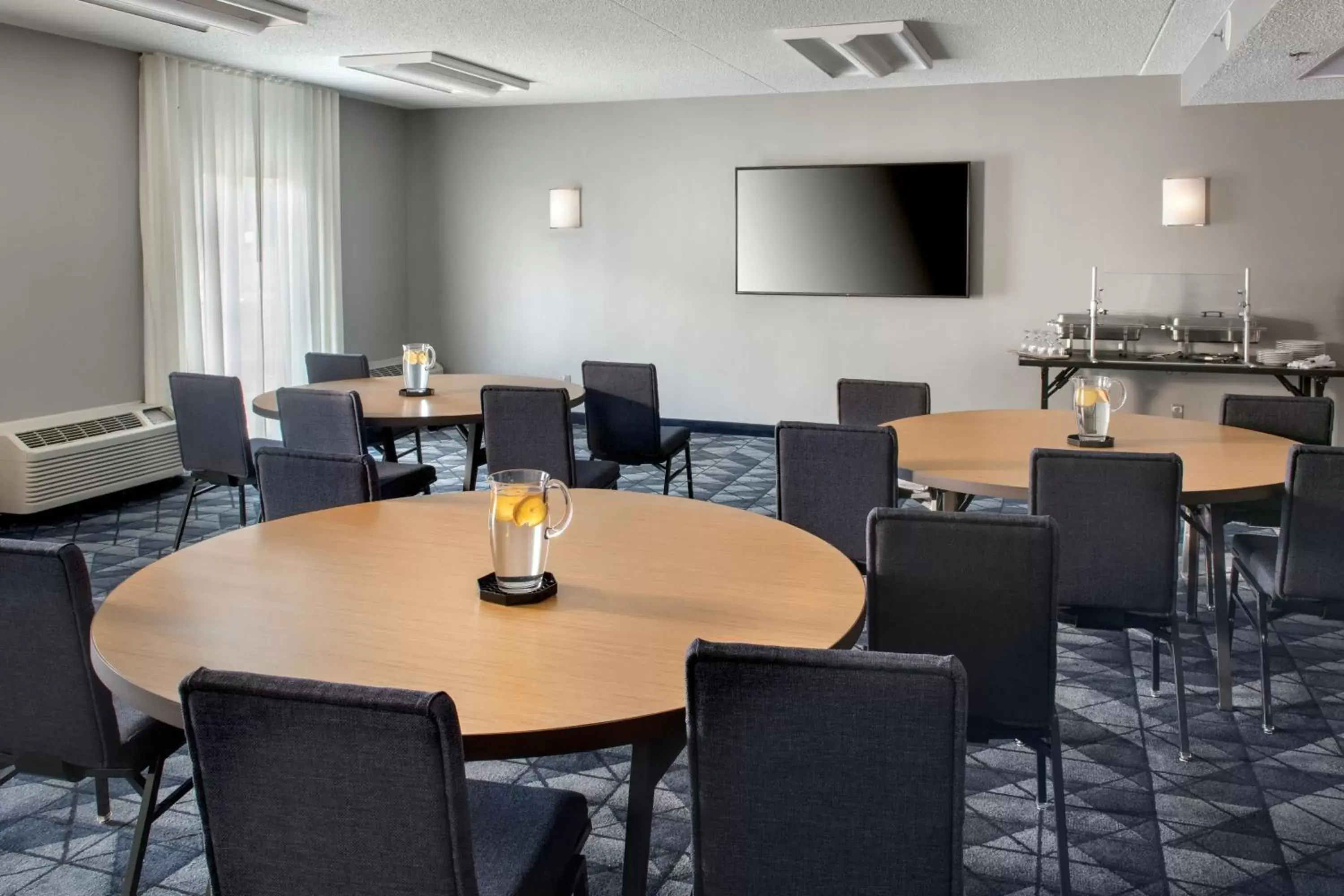 Meeting/conference room, Restaurant/Places to Eat in Courtyard by Marriott Annapolis