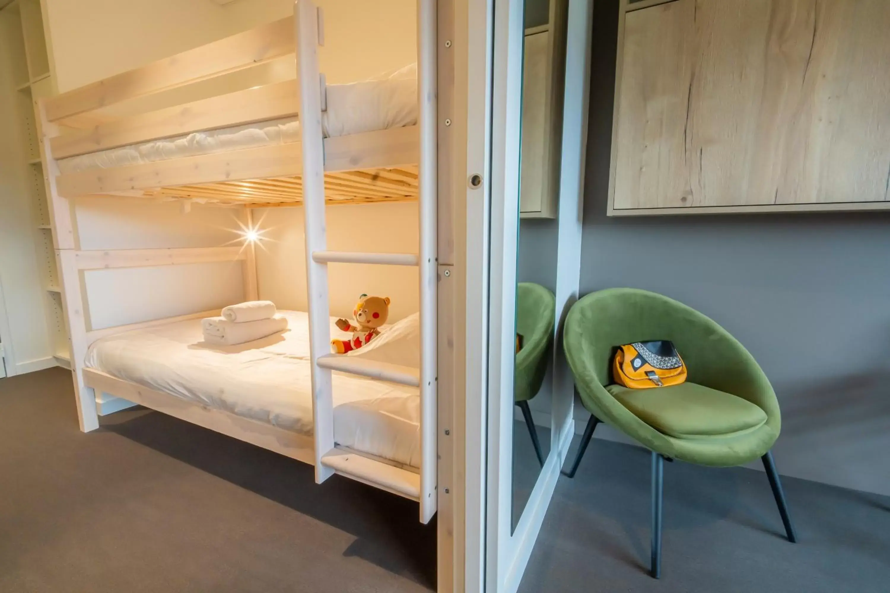 bunk bed in Mildiss Hotel - BW Signature Collection