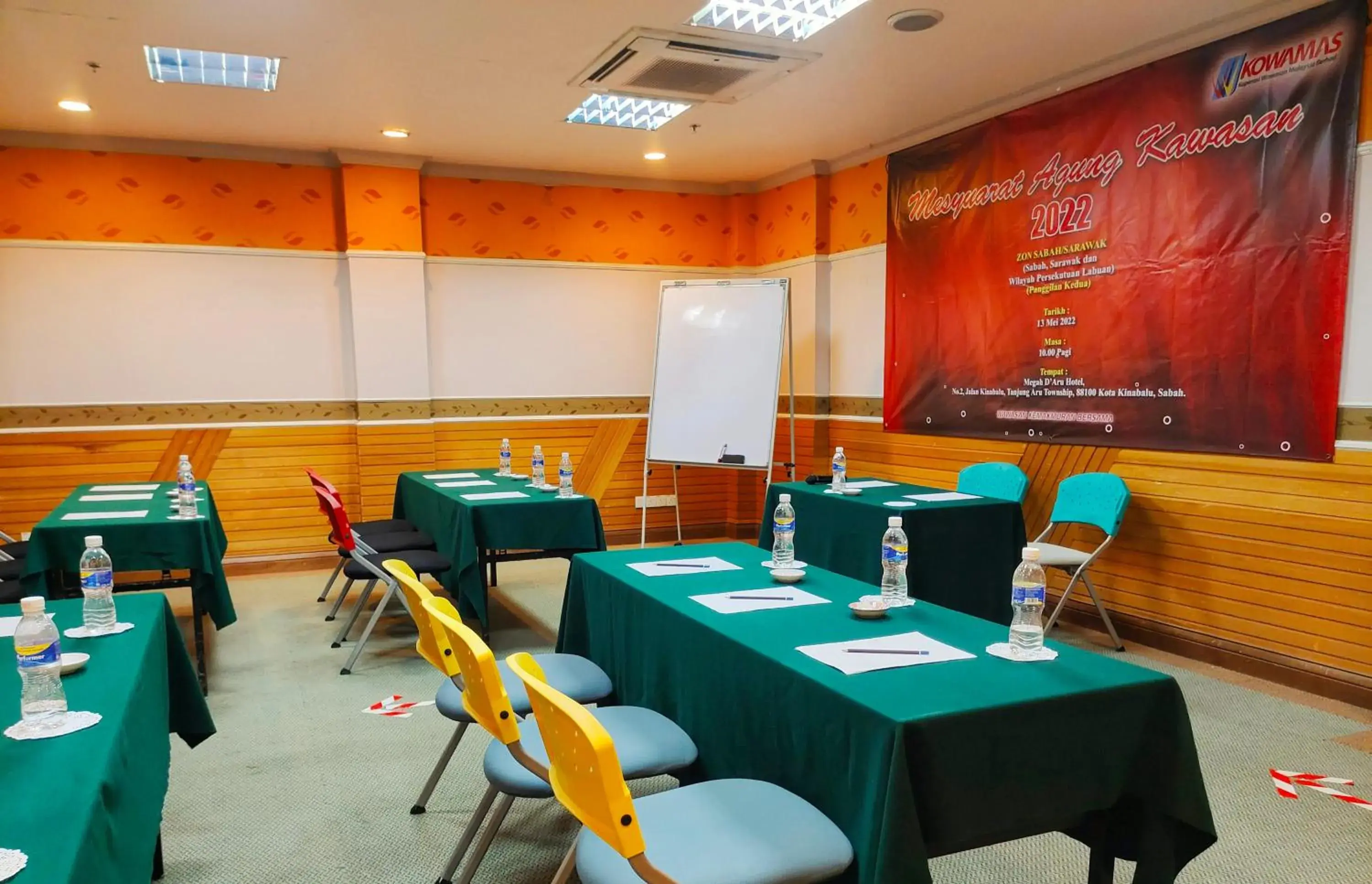 Meeting/conference room in Megah D'Aru Hotel