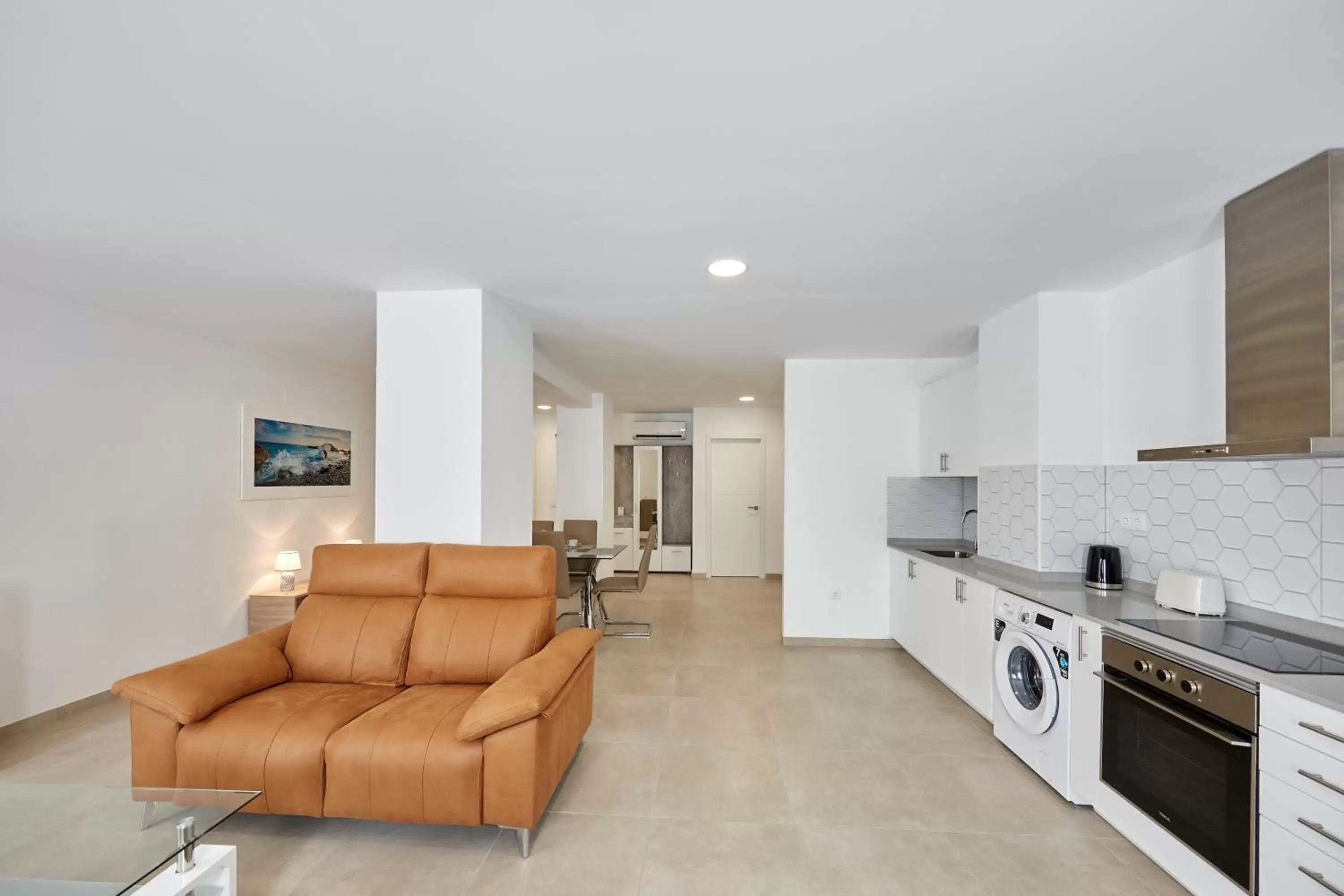 Living room, Kitchen/Kitchenette in Sonrisa Deluxe Apartments, Levante