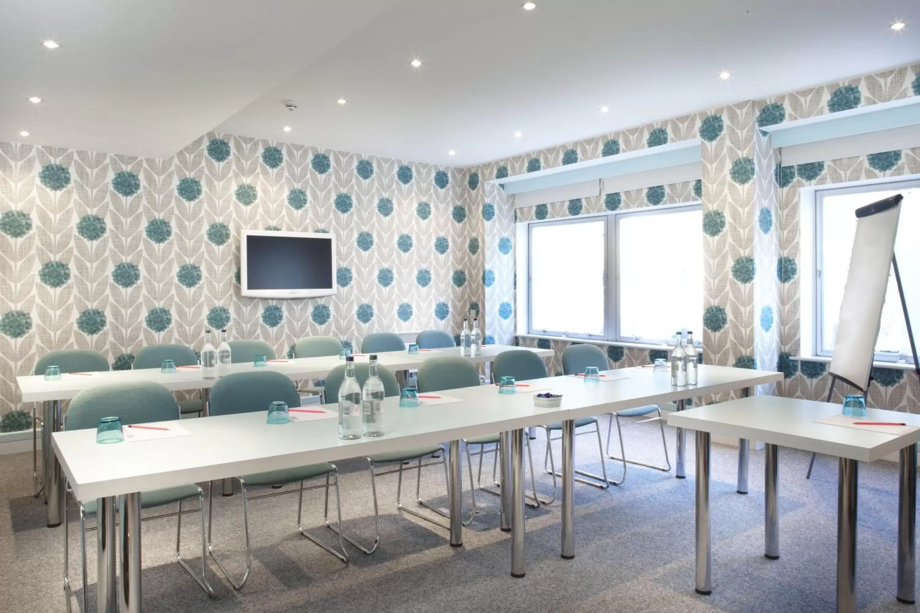 Area and facilities in Citrus Hotel Cheltenham by Compass Hospitality