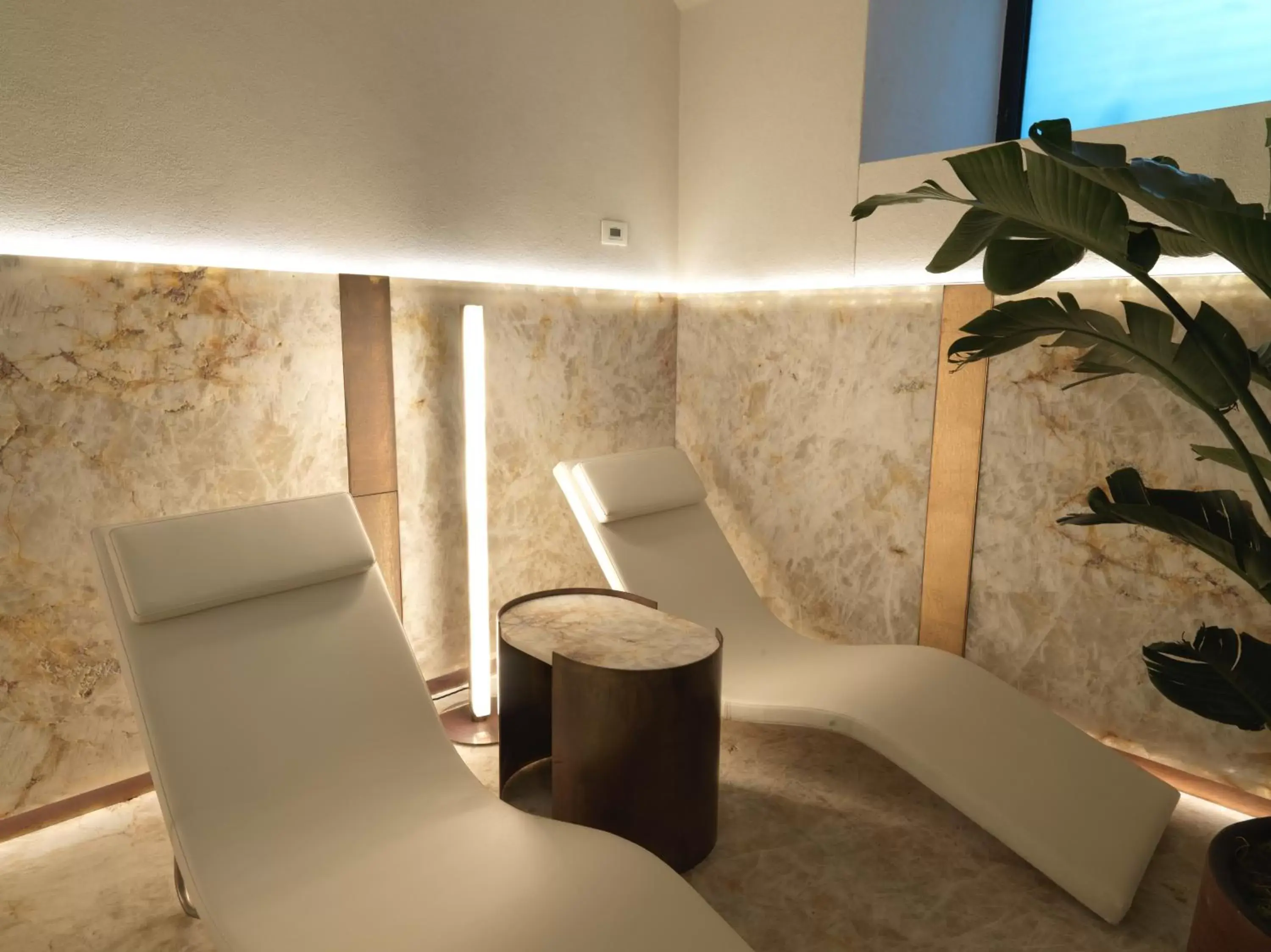 Spa and wellness centre/facilities, Seating Area in STRAF, Milan, a Member of Design Hotels