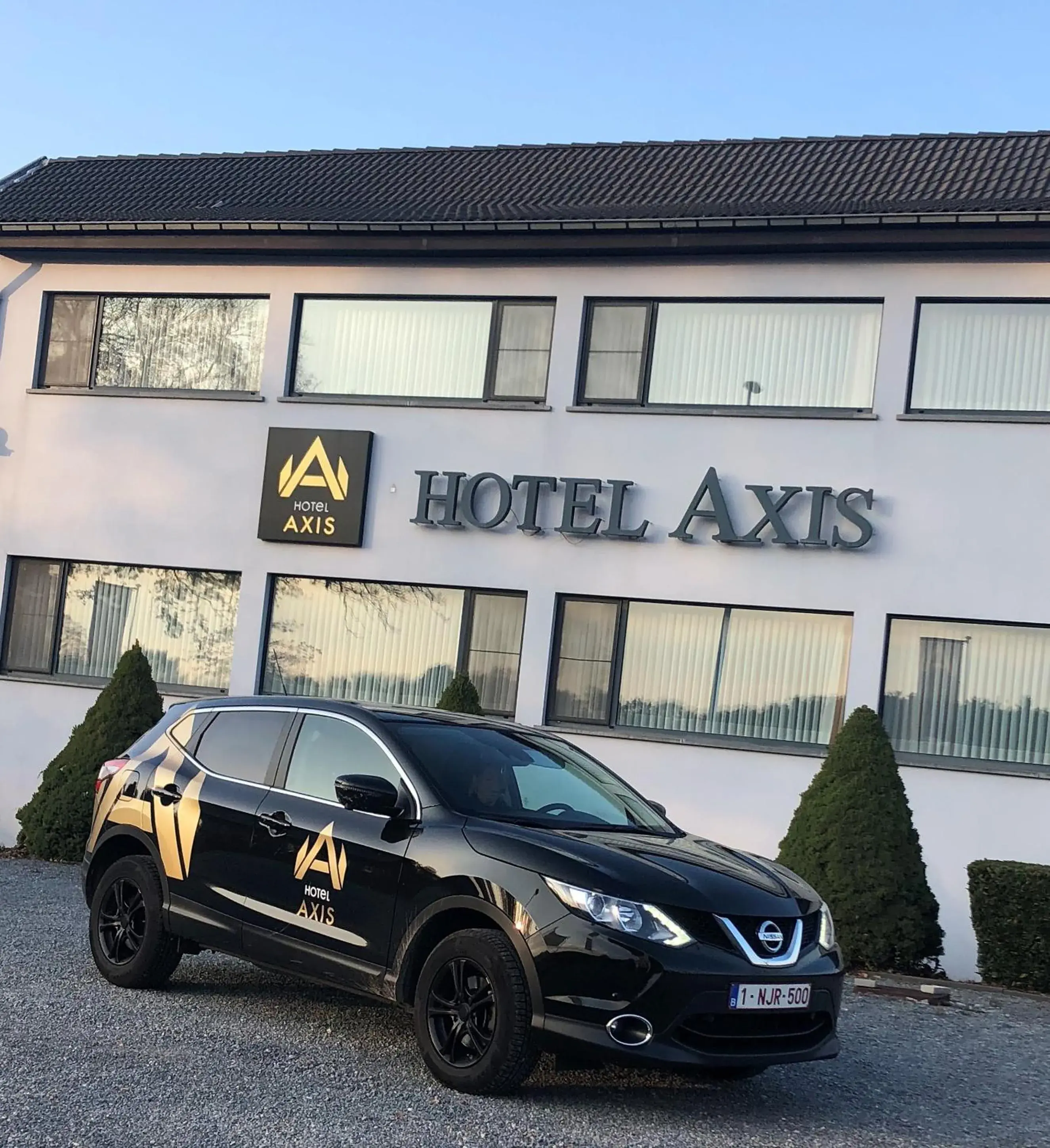 Facade/entrance, Property Building in Axis Hotel