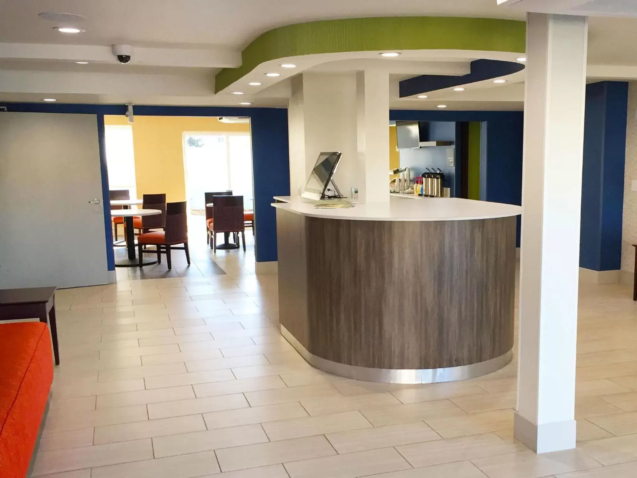 Lobby or reception, Lobby/Reception in Comfort Inn & Suites Tigard near Washington Square