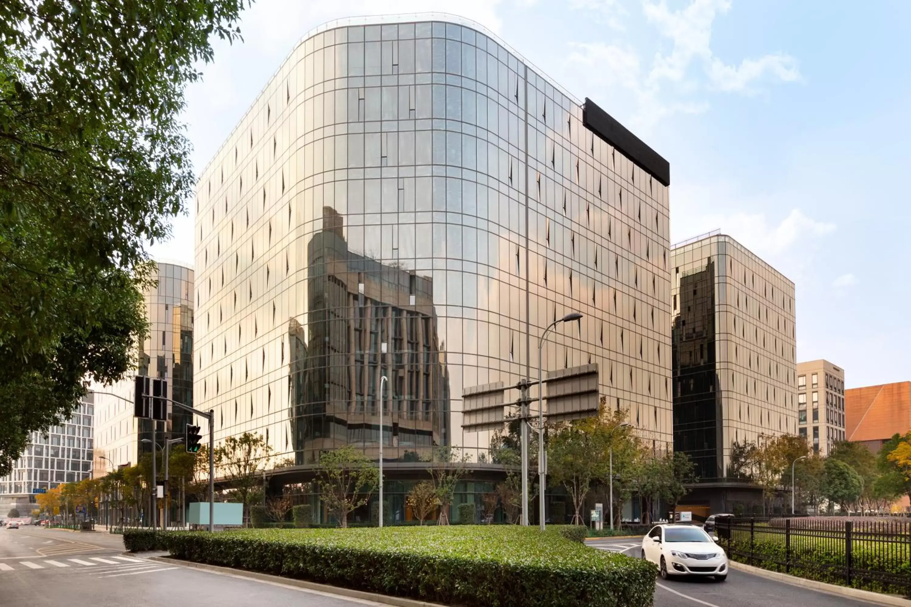 Facade/entrance, Property Building in Hyatt Place Shanghai Hongqiao CBD