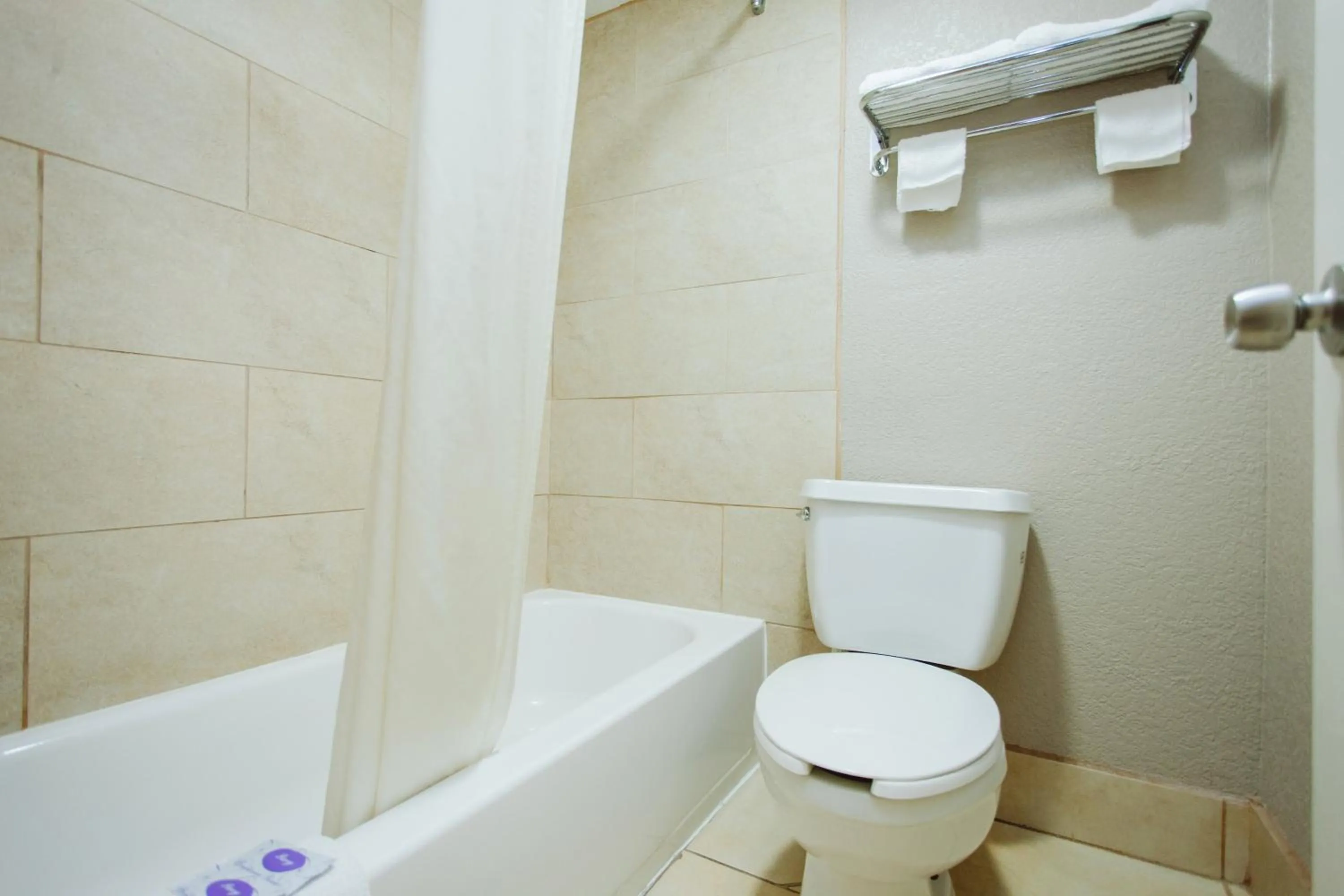 Property building in REGENCY INN - CHANNELVIEW