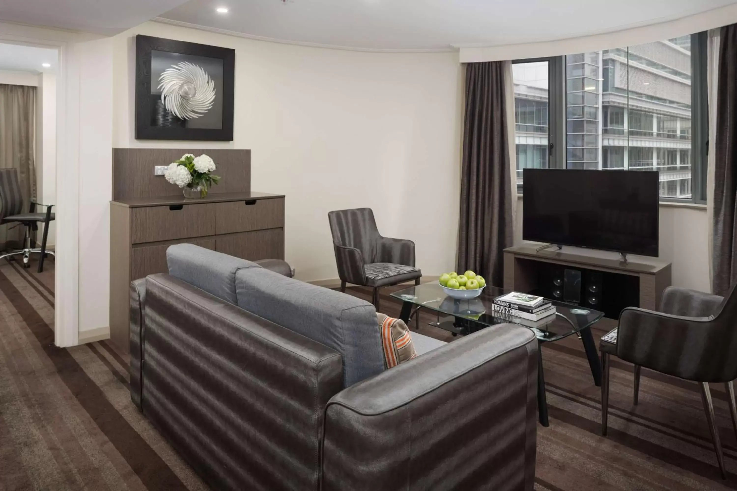 Communal lounge/ TV room, Seating Area in Rydges World Square