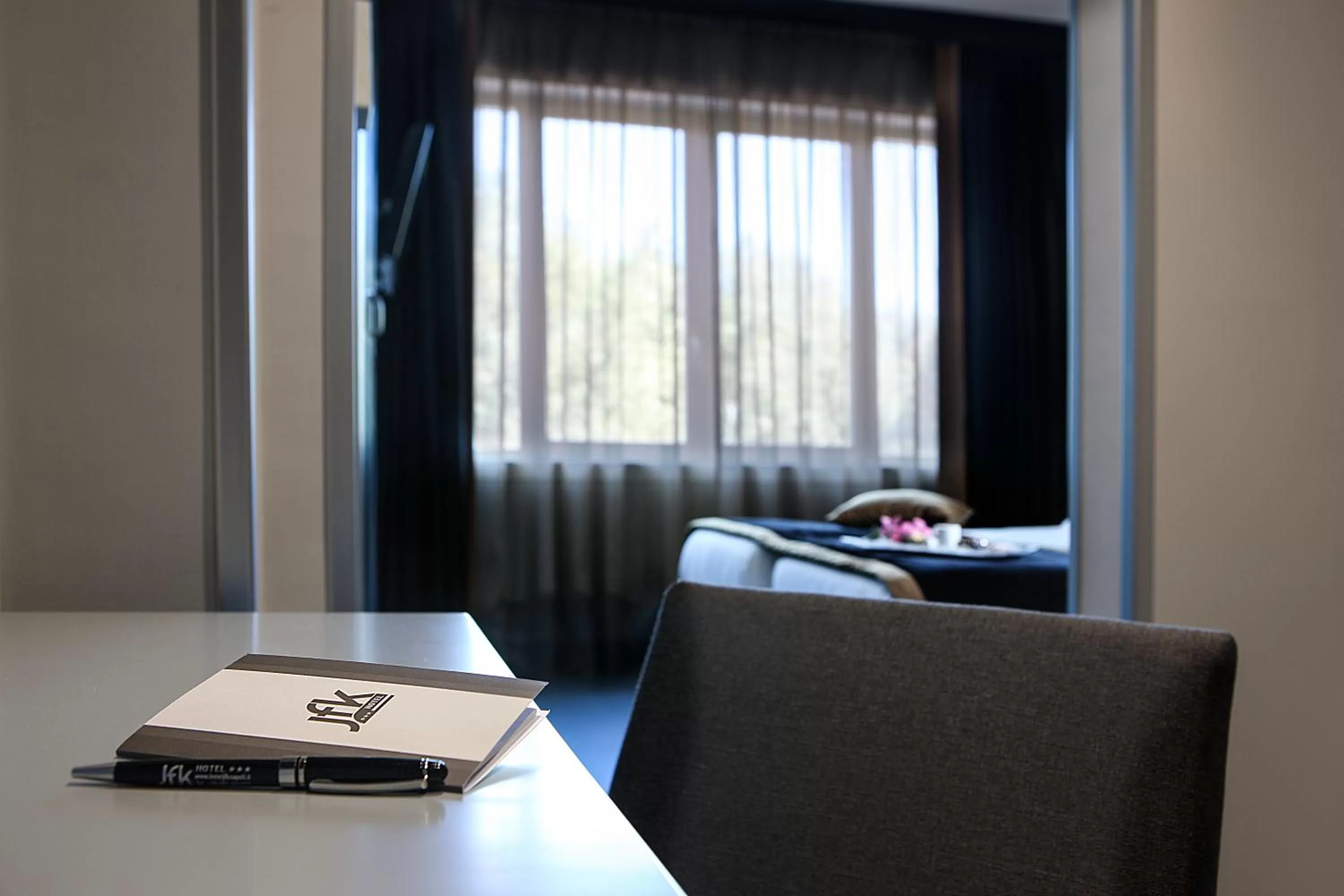 Seating area in Best Western JFK Hotel